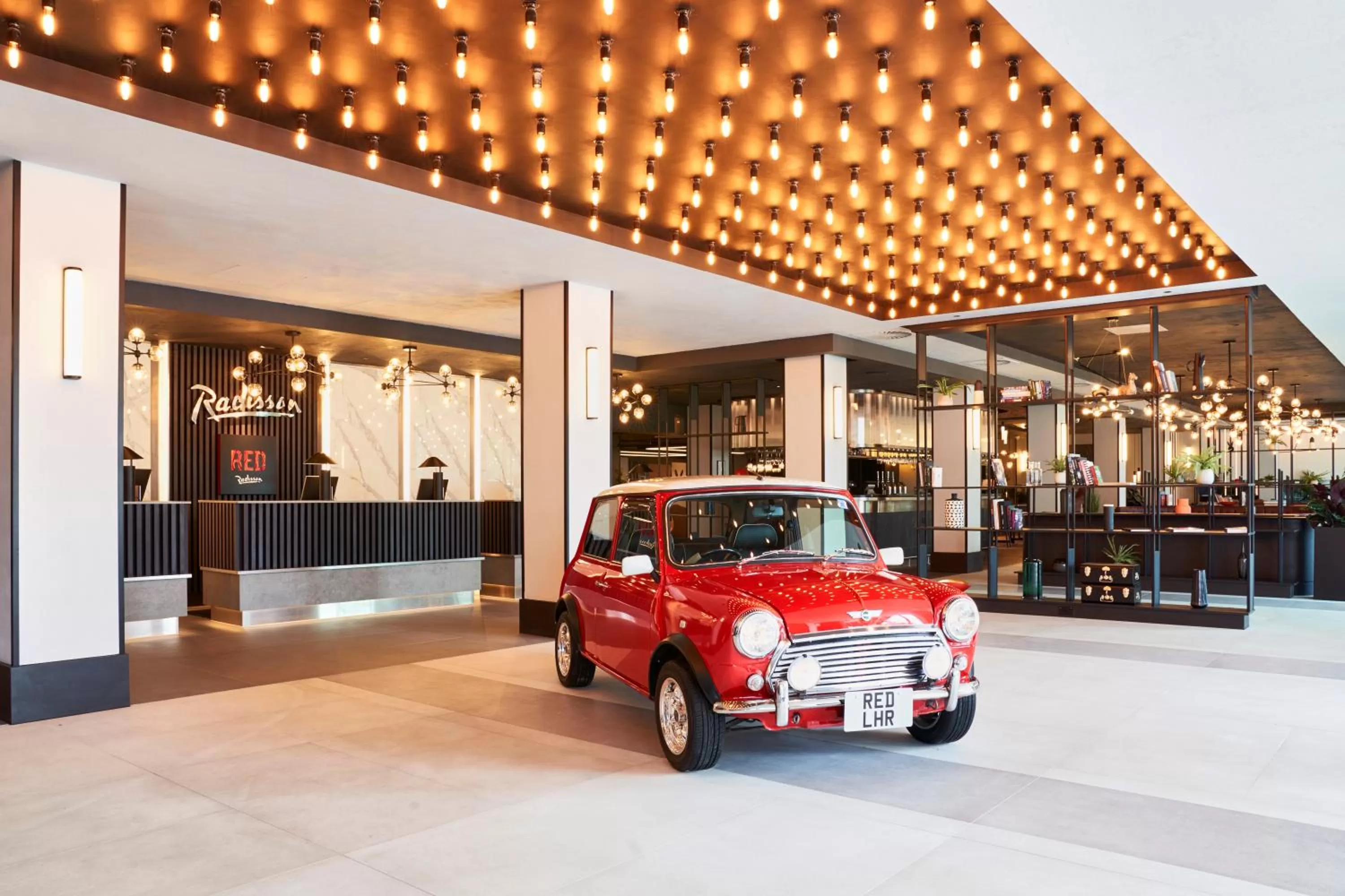 Lobby or reception in Radisson Hotel and Conference Centre London Heathrow