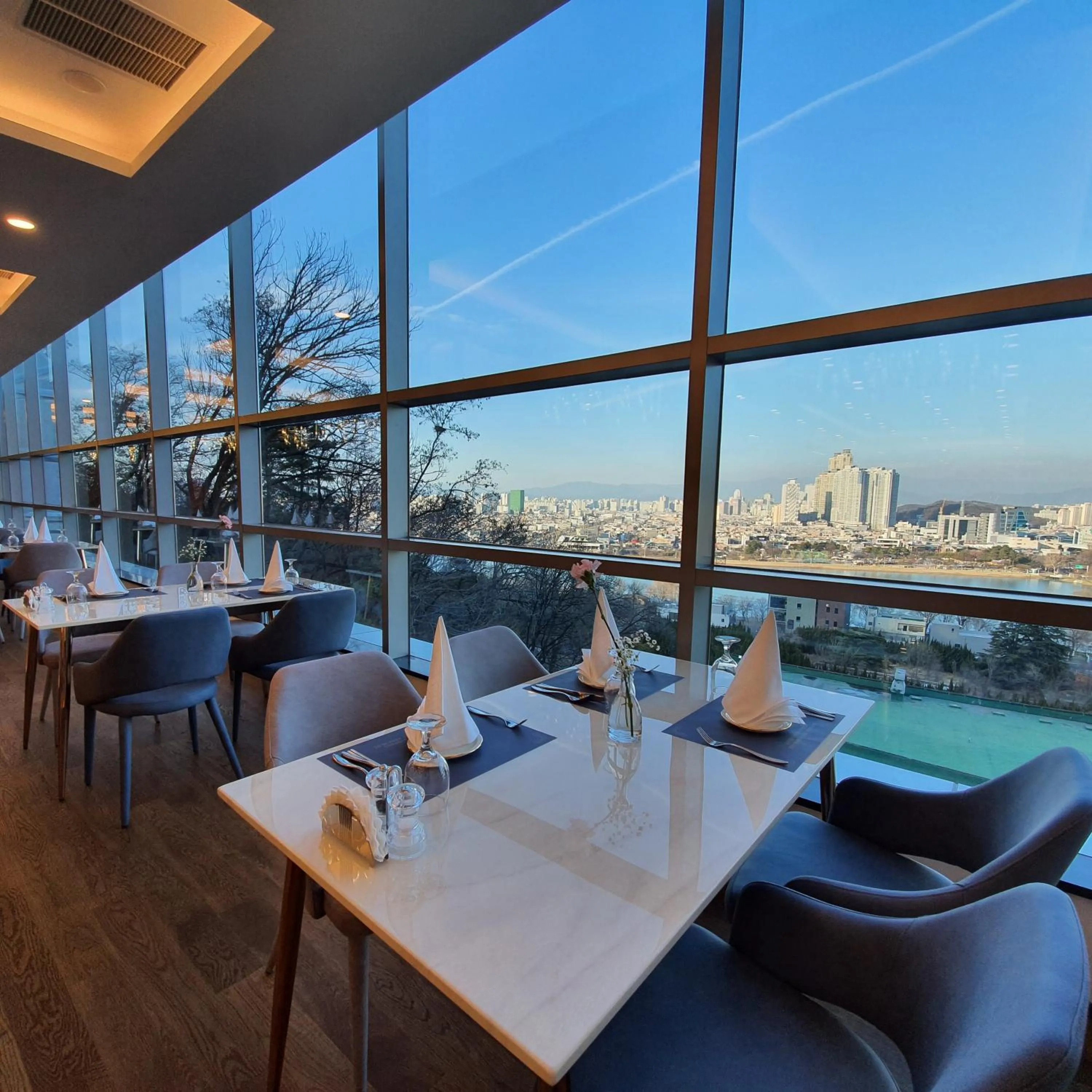 Dining area in Hotel Susung Spa Resort