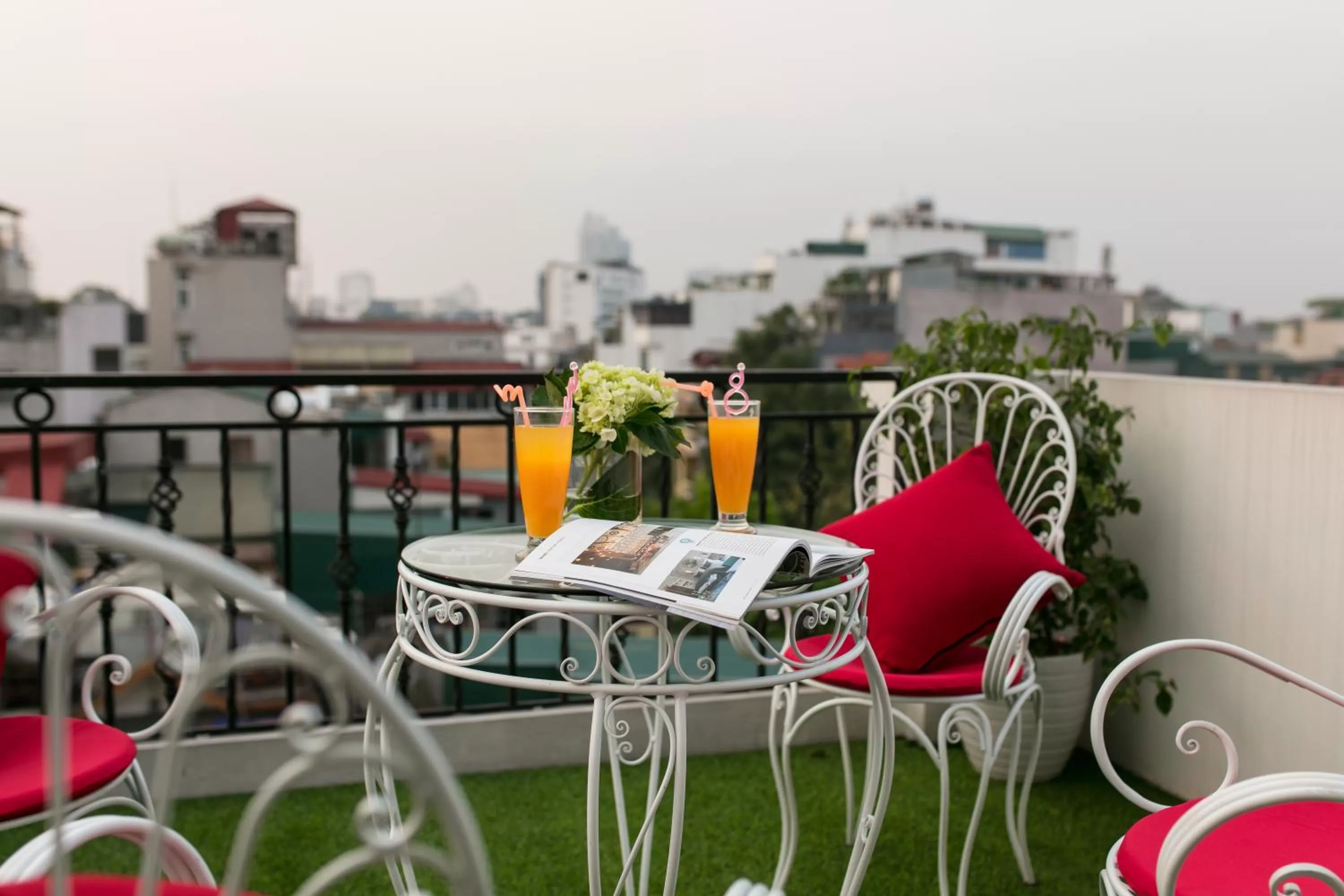 Patio in 22land Residence Hotel 71 Hang Bong Premium