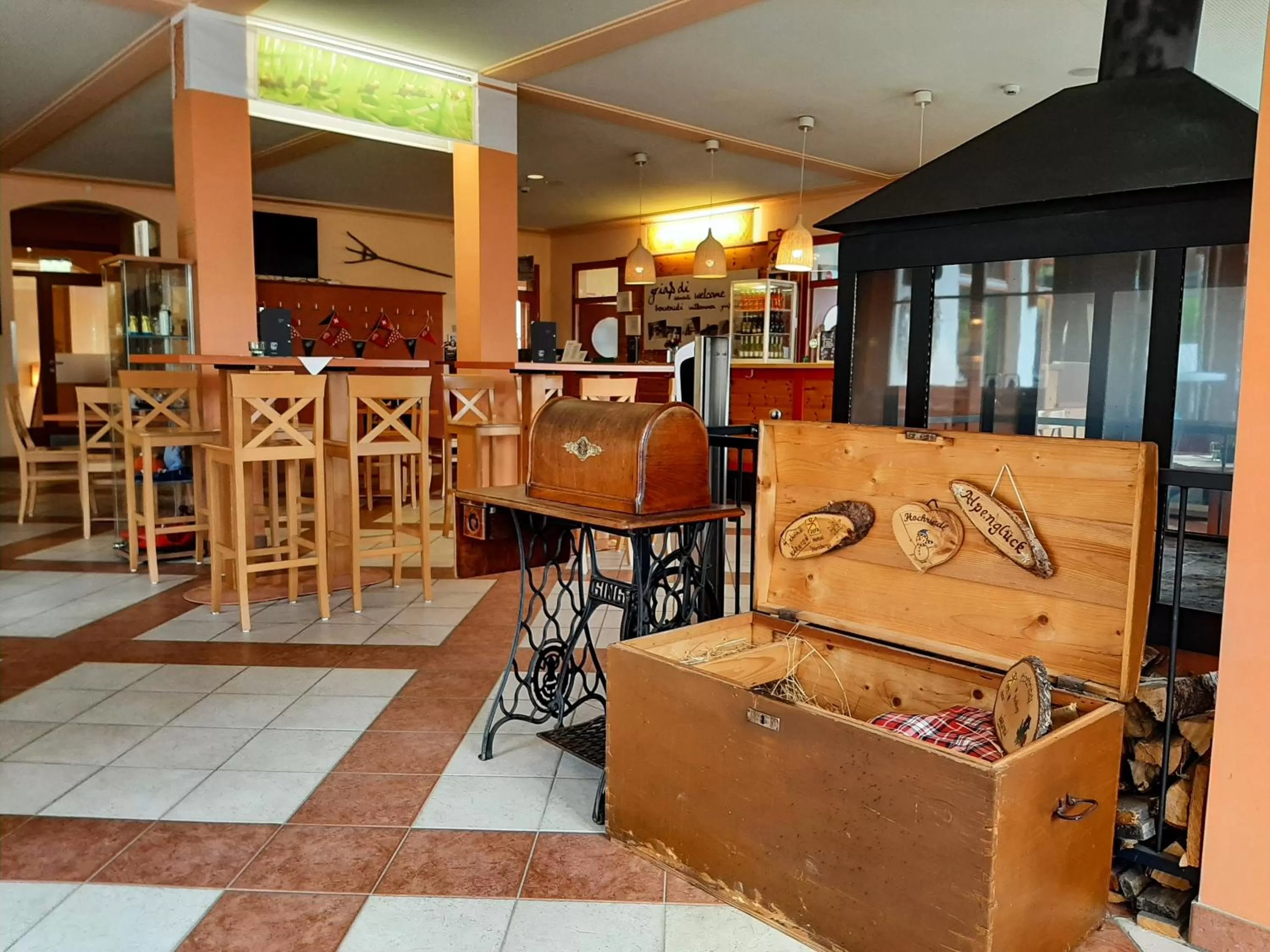 Lobby or reception in JUFA Hotel Nockberge