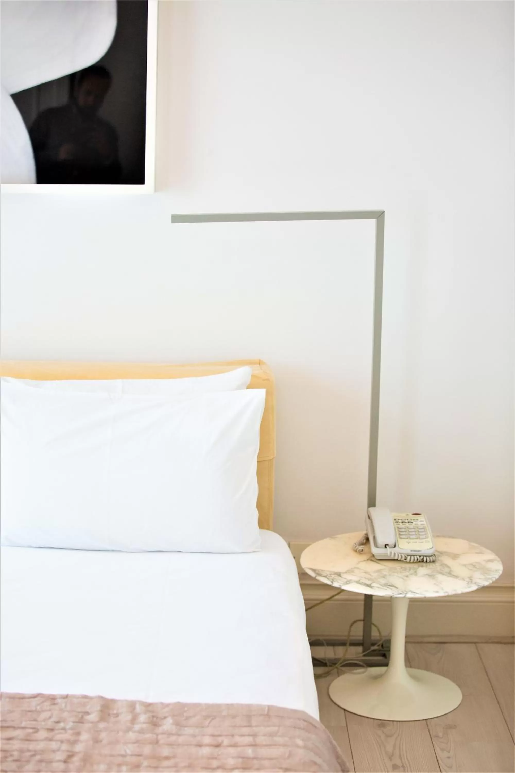 Bed in The Sumner Hotel