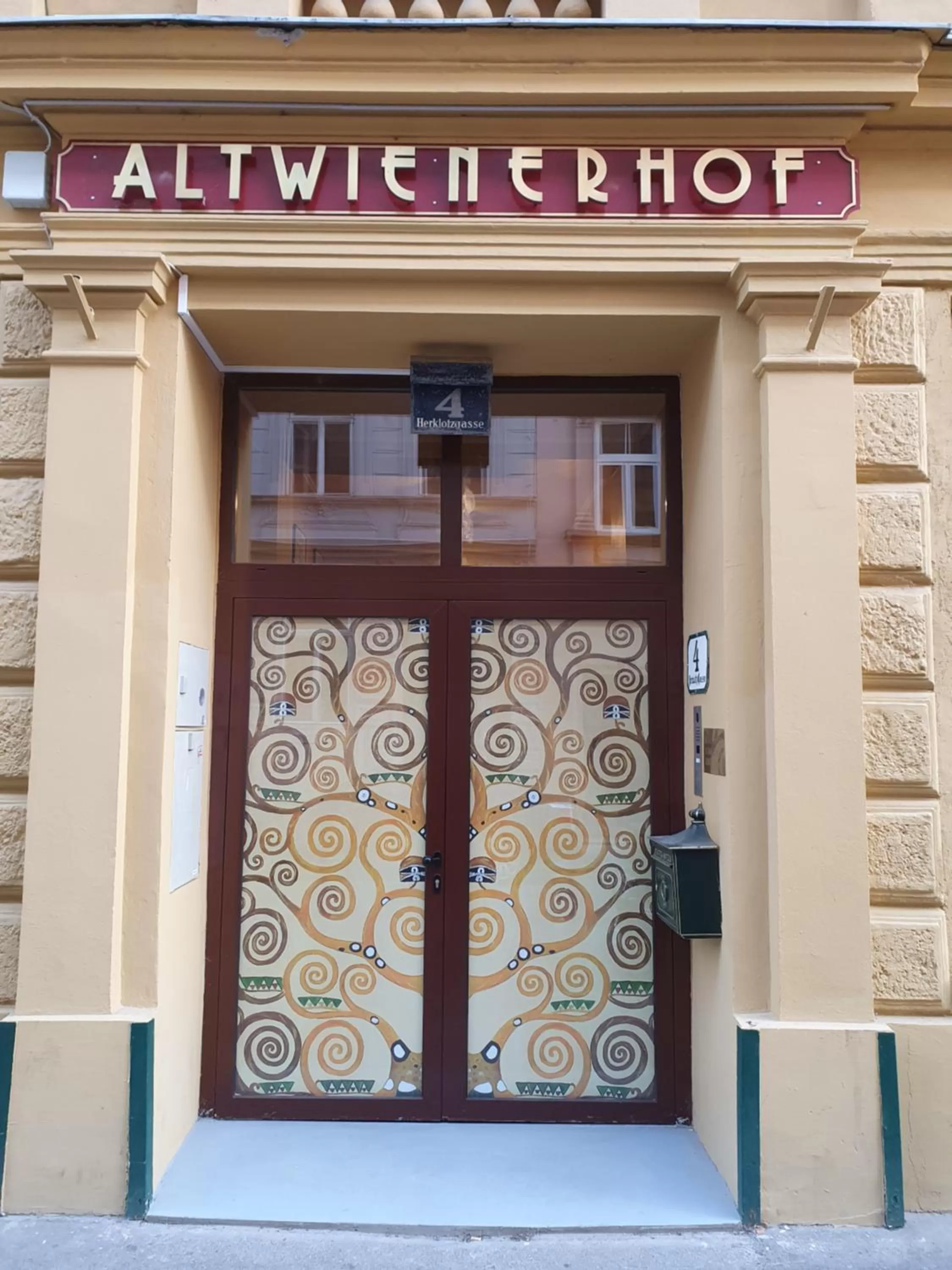 Property building in Altwienerhof Boutique Hotel