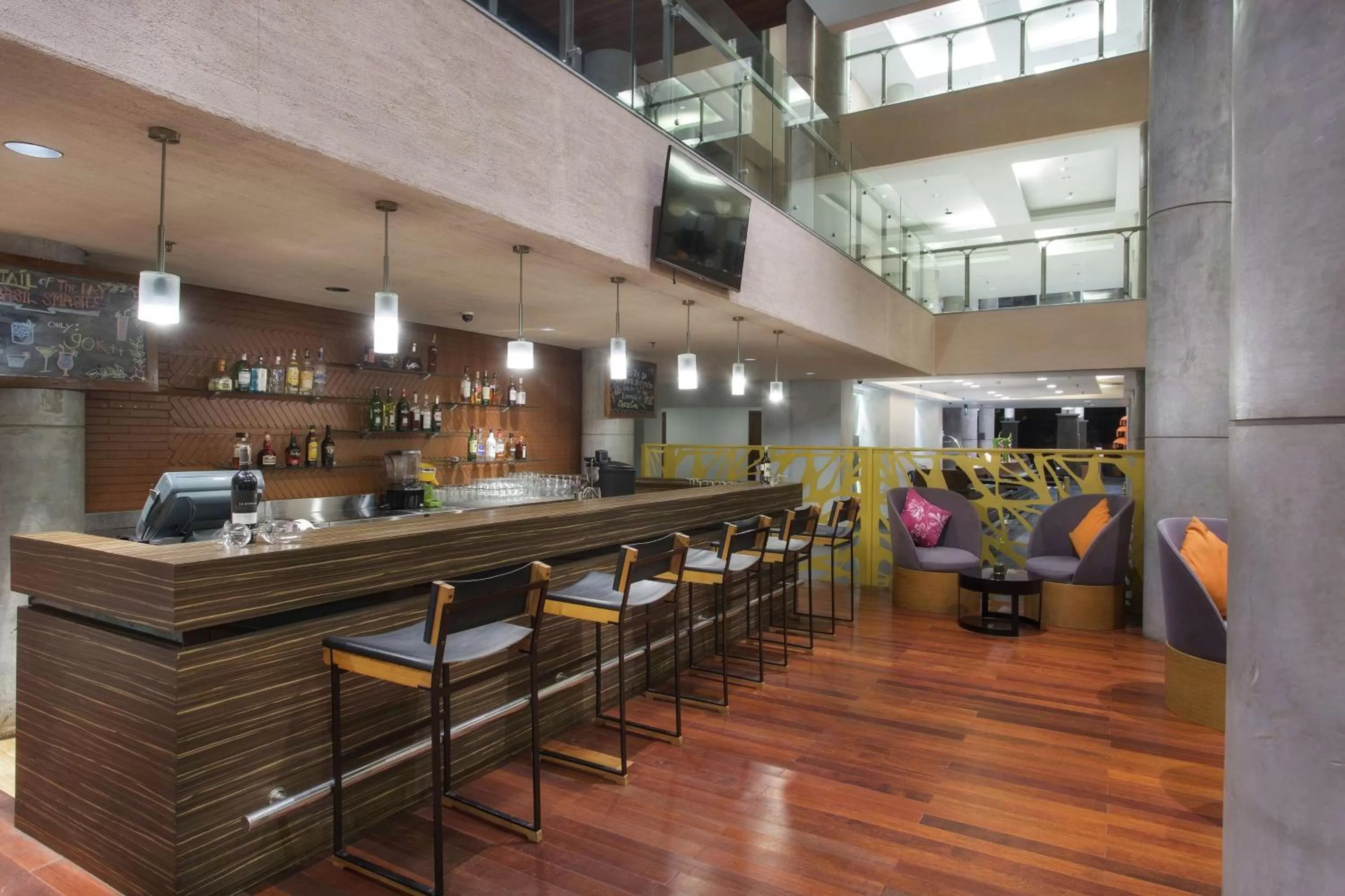 Lounge or bar in Hilton Garden Inn Bali Ngurah Rai Airport