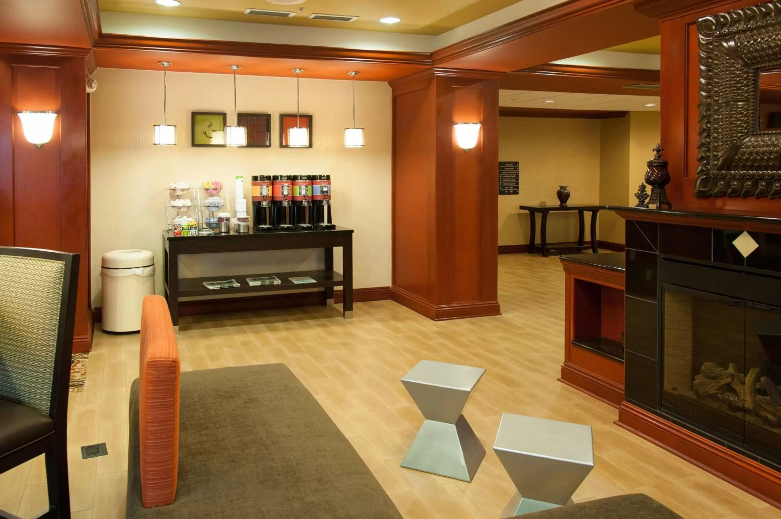 Restaurant/places to eat in Hampton Inn Enterprise