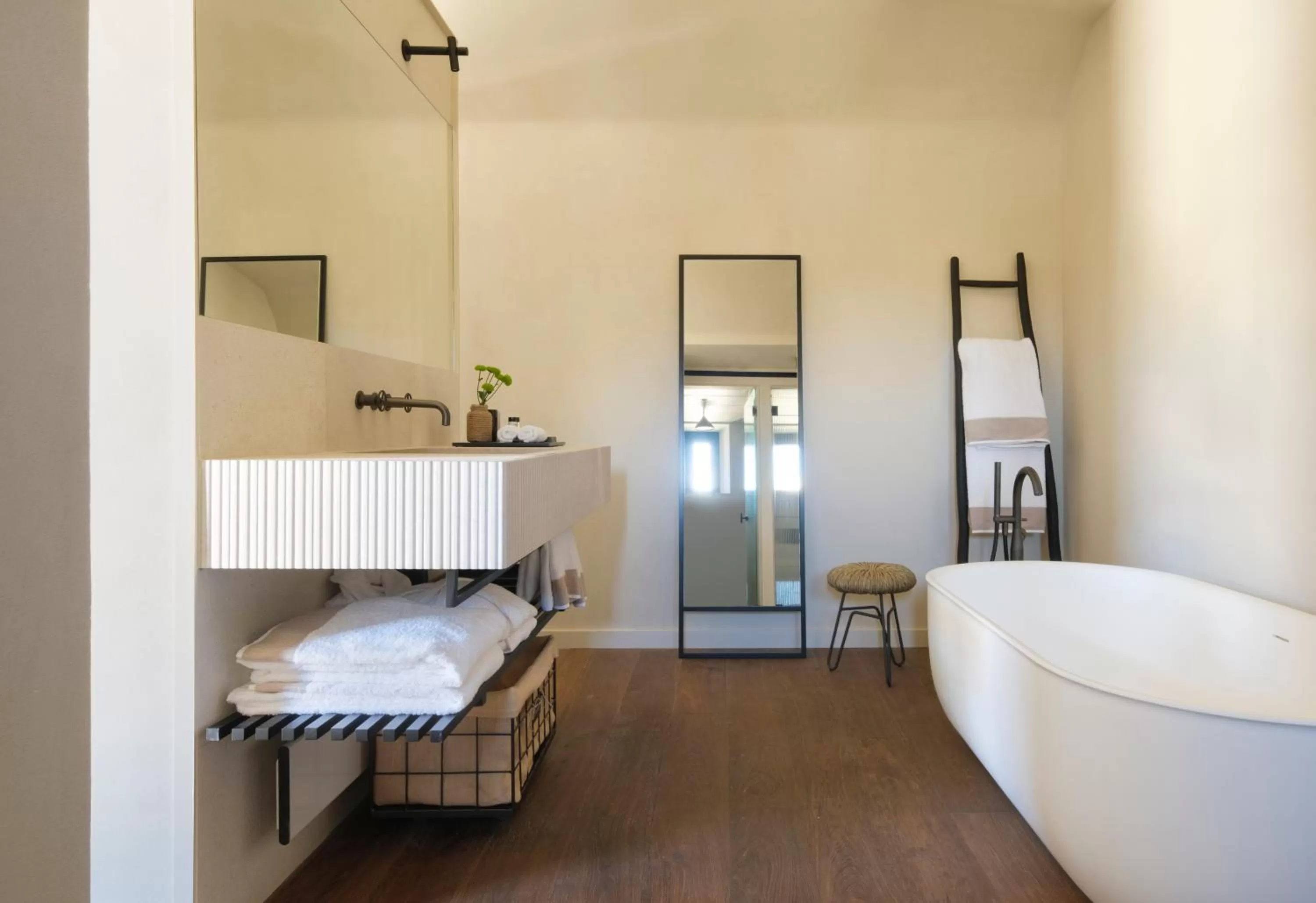 Bathroom, Bed in Can Ferrereta