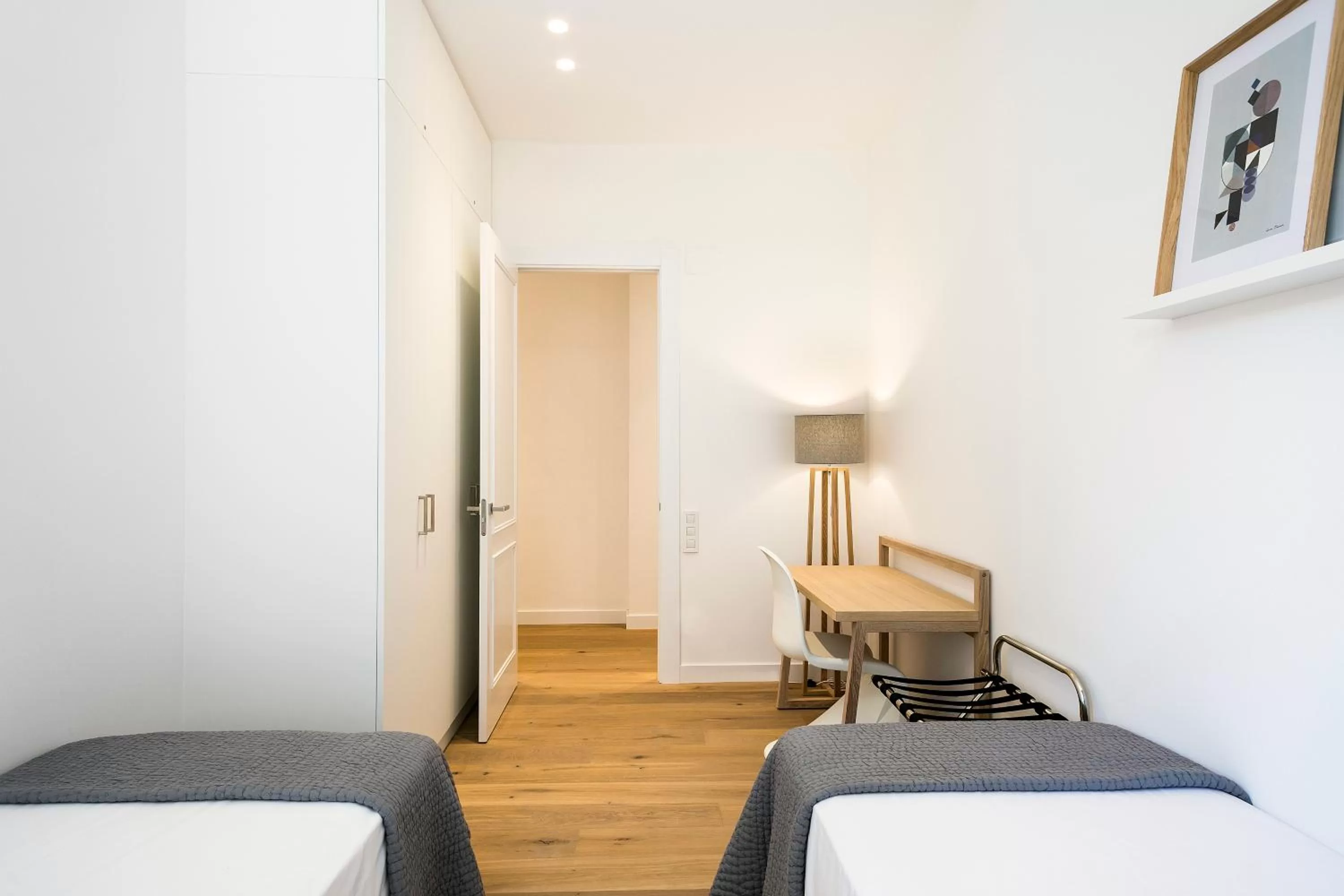 Decorative detail, Bed in Murmuri Residence Mercader