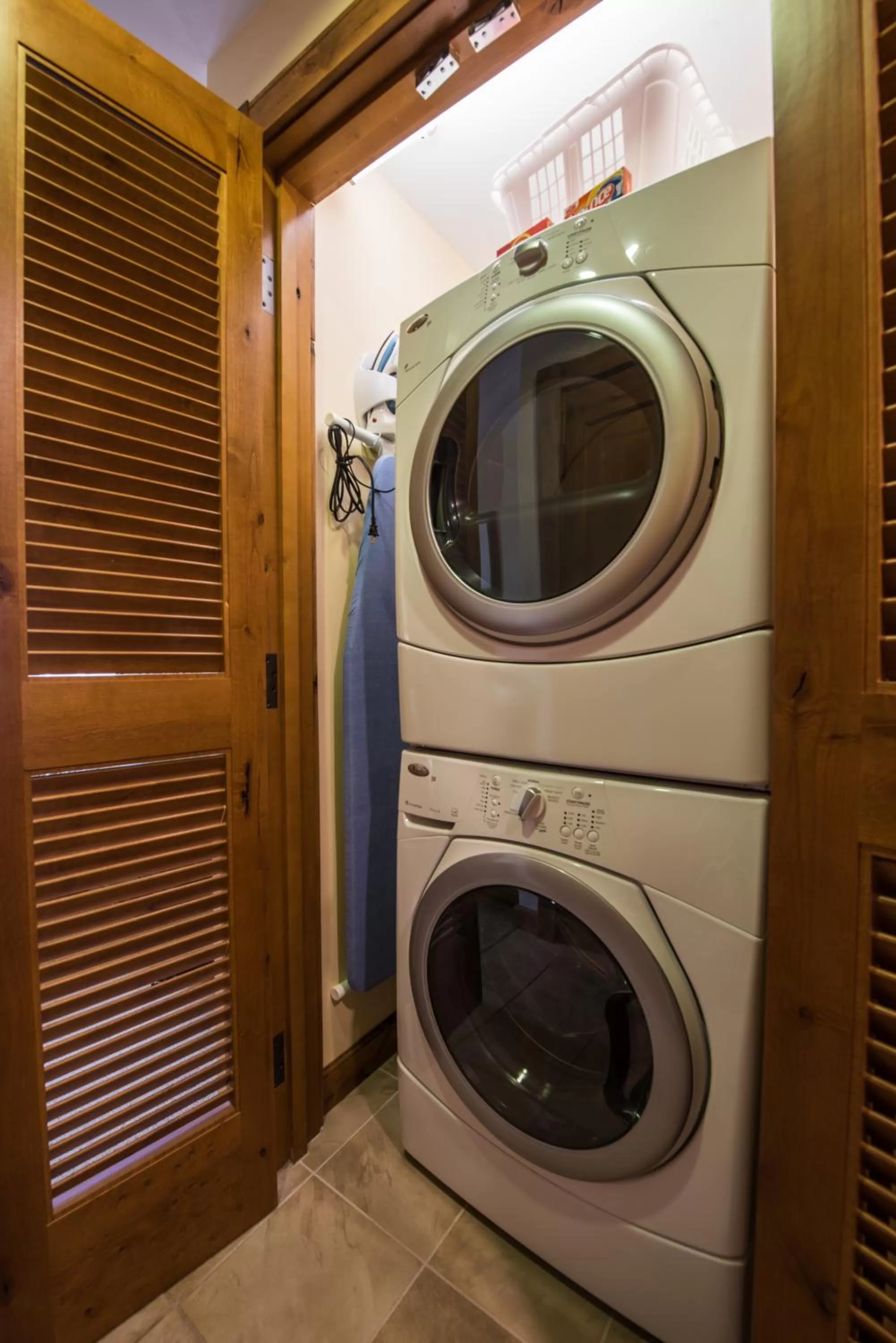 The Lodge at Mountaineer Square