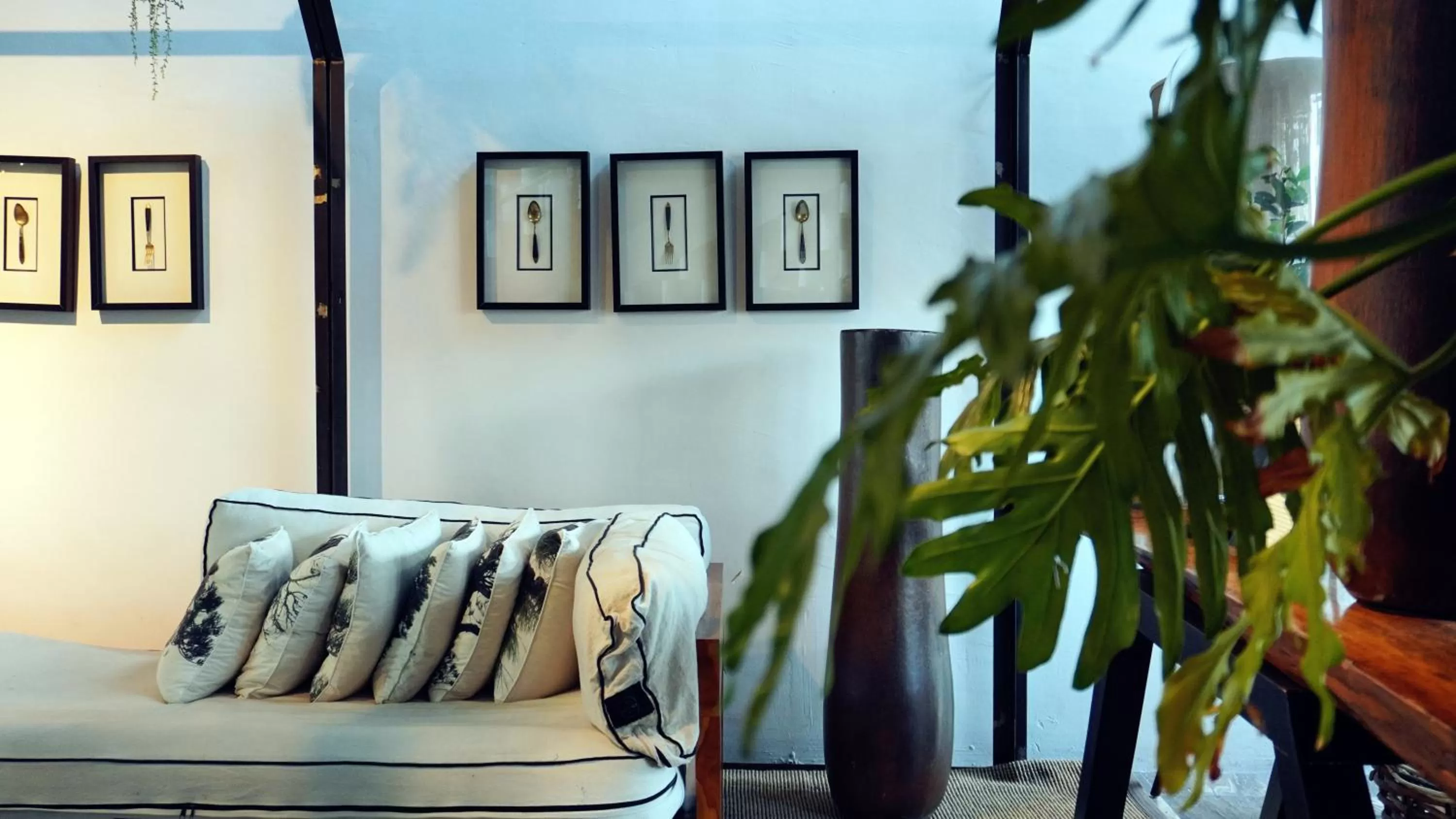 Seating area in M Roof Hotel & Residences