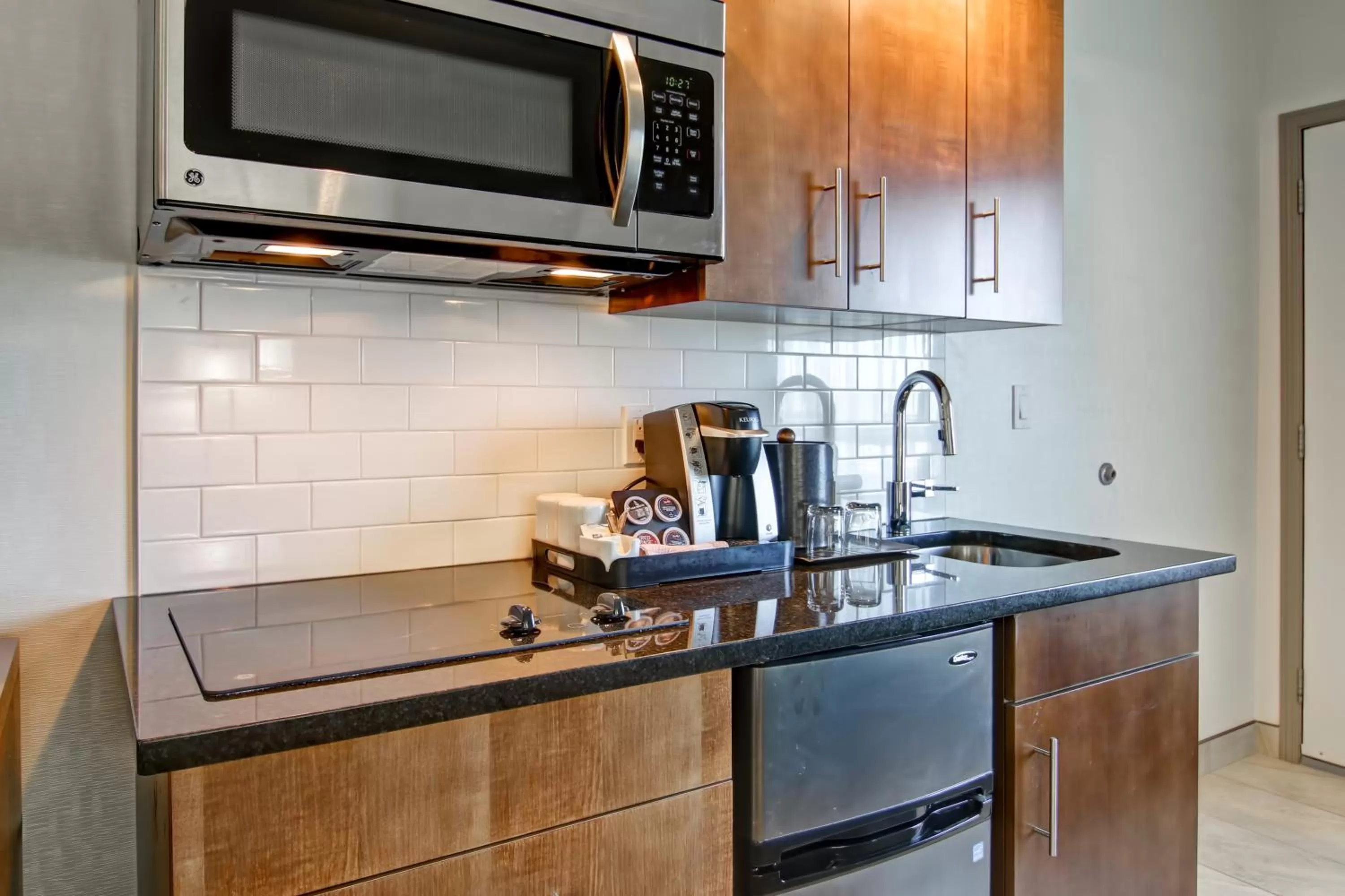 Kitchen or kitchenette in Canalta Selkirk