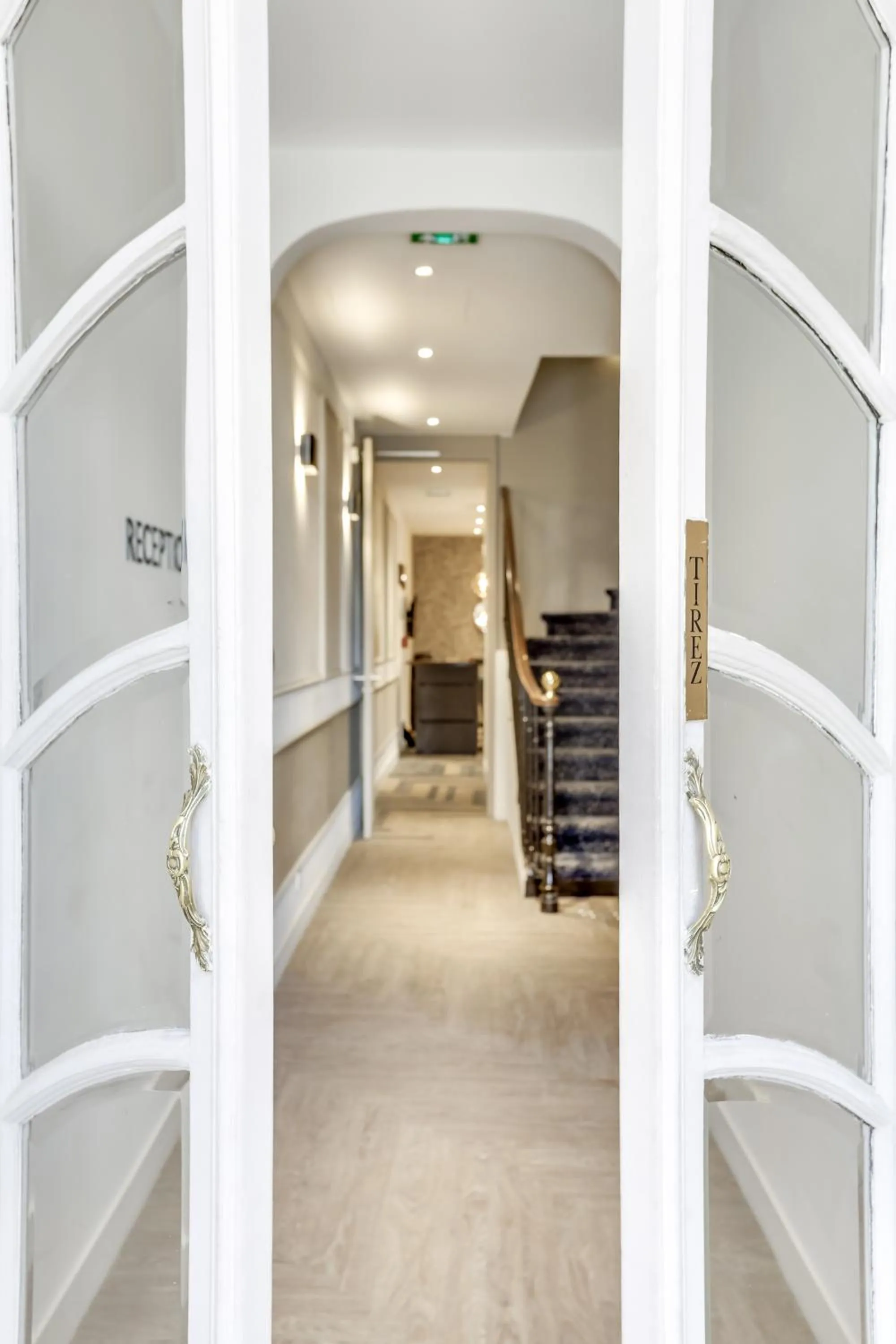 Facade/entrance in Hotel Courseine