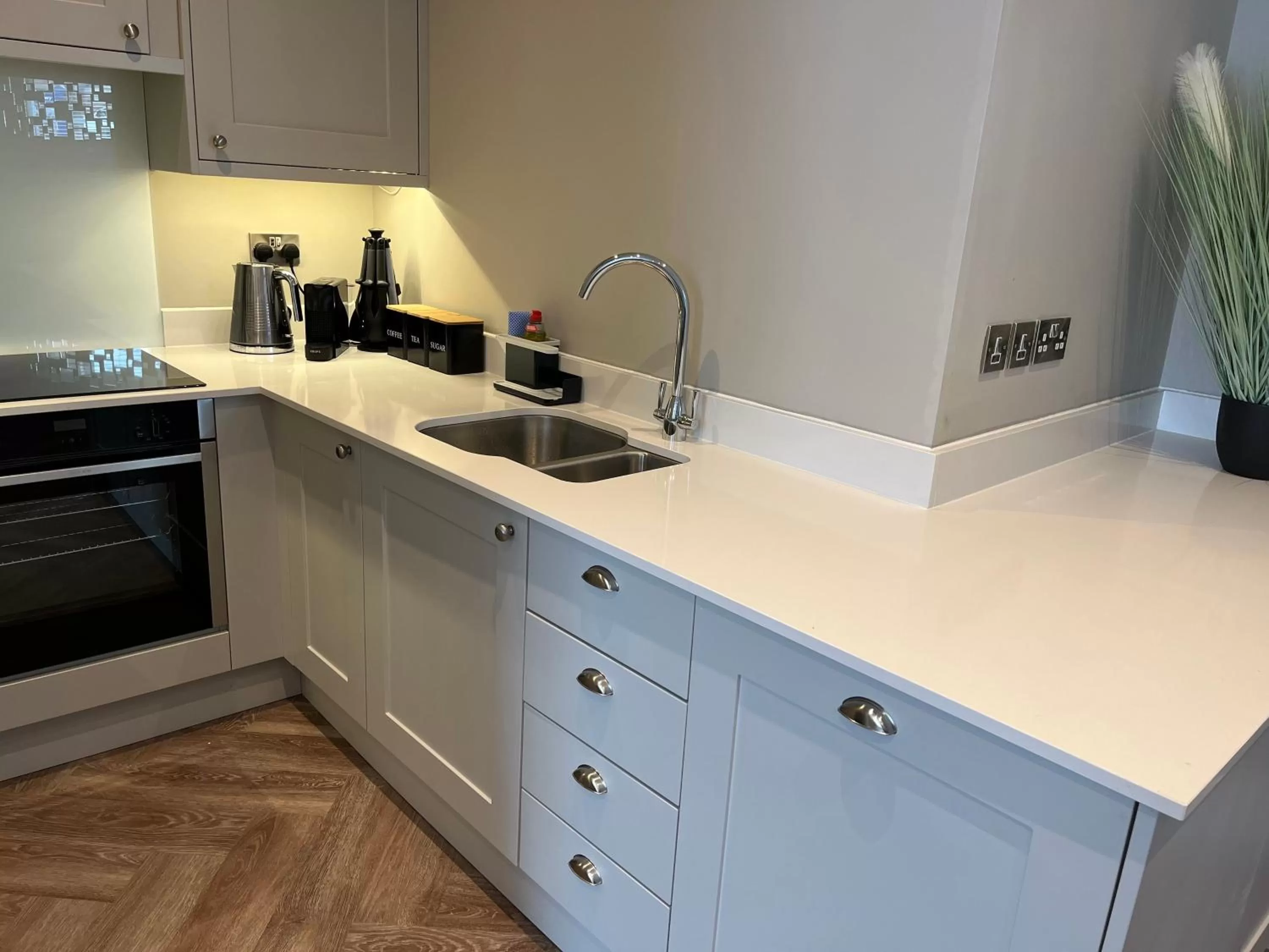 Coffee/tea facilities in Crown and Cushion Appleby