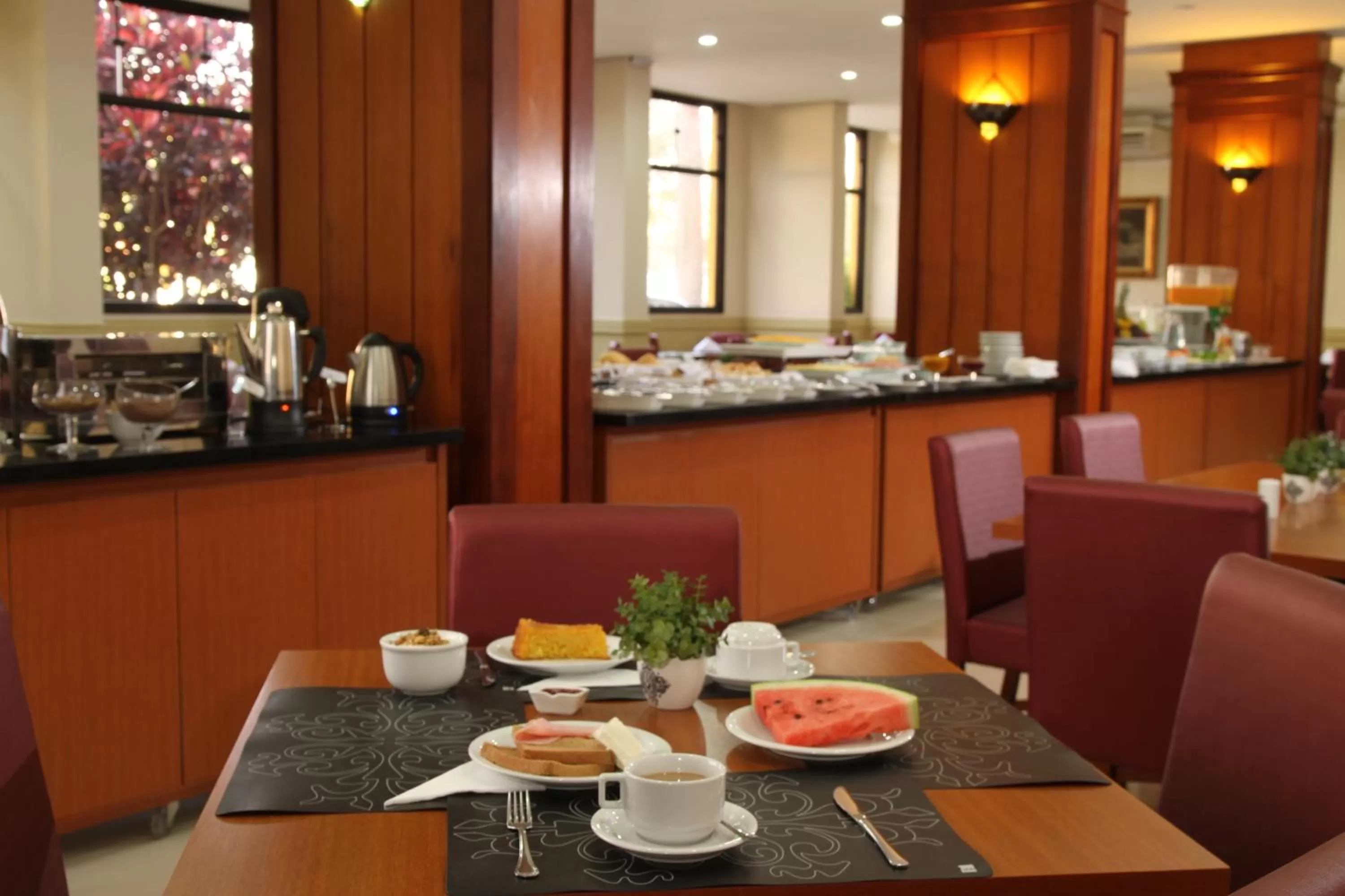 Restaurant/places to eat in Sorocaba Park Hotel by Atlantica