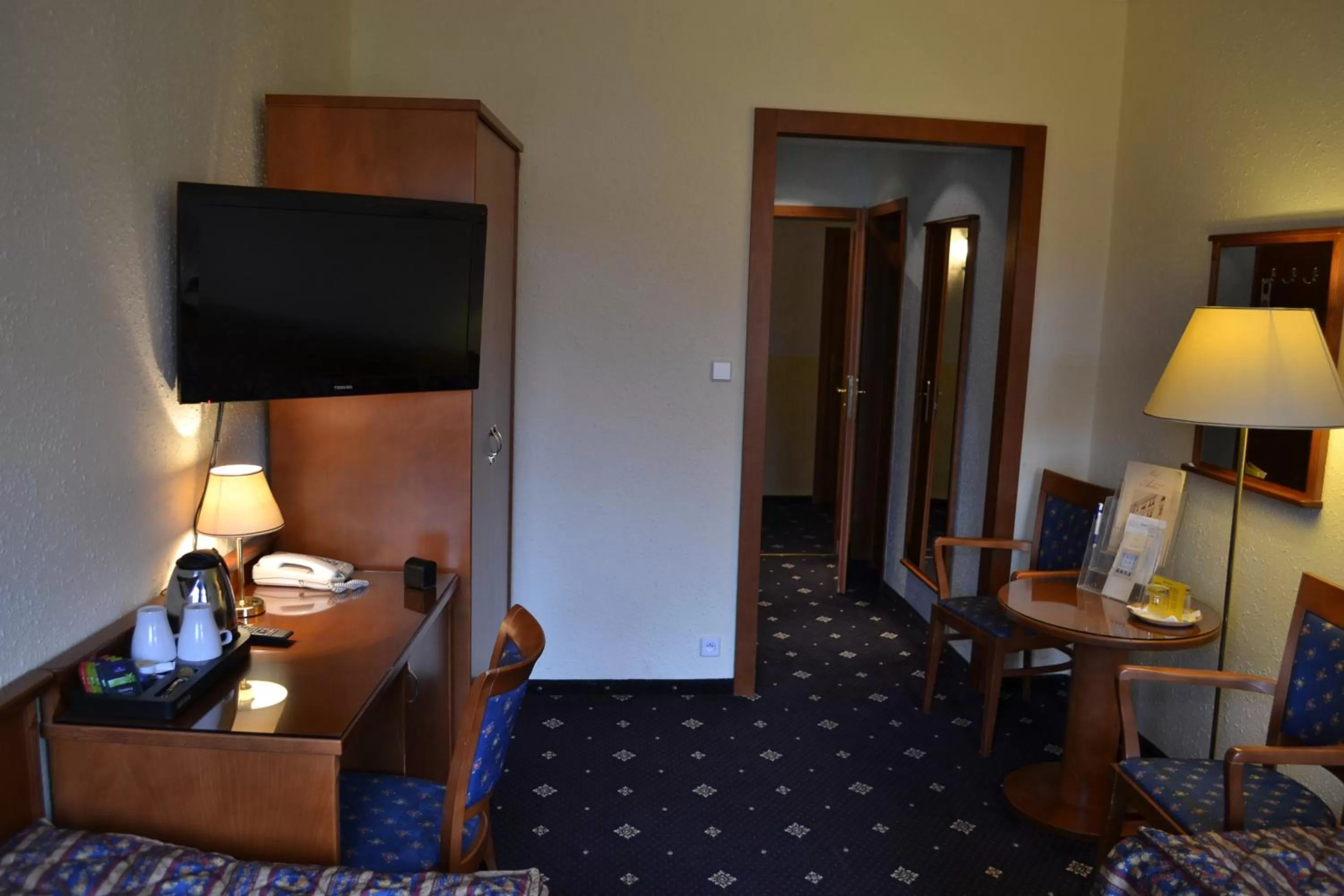 Photo of the whole room in Arbes