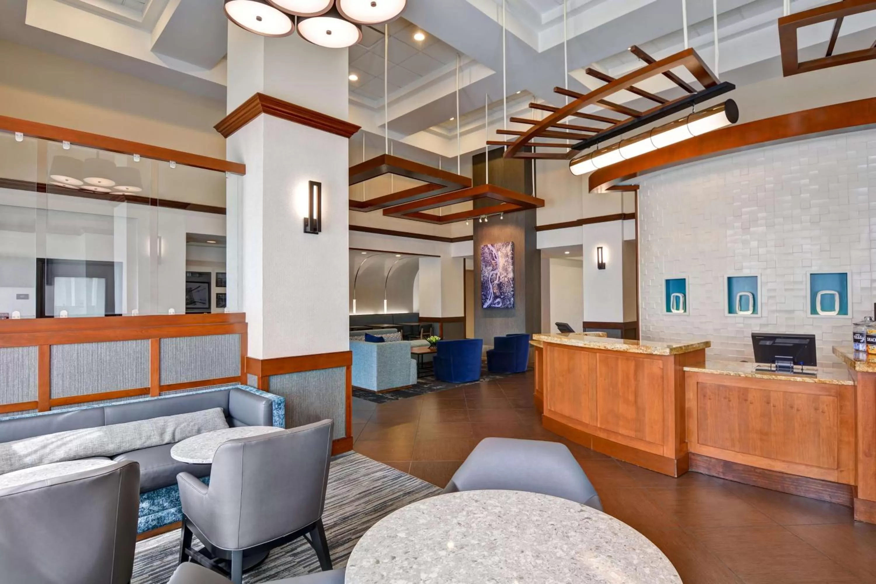 Lobby or reception in Hyatt Place Memphis Wolfchase