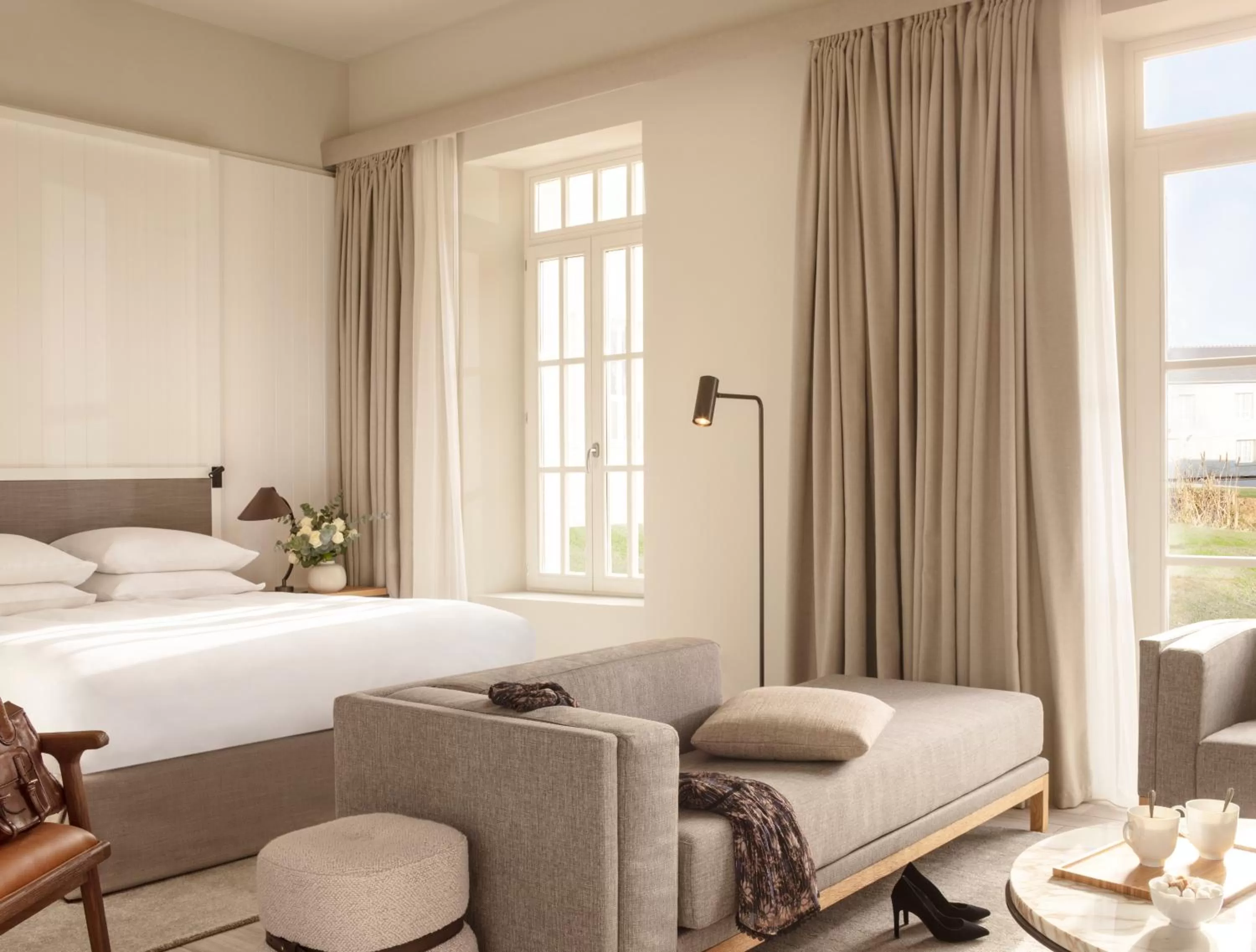 Bed in Le Grand Pavillon Chantilly