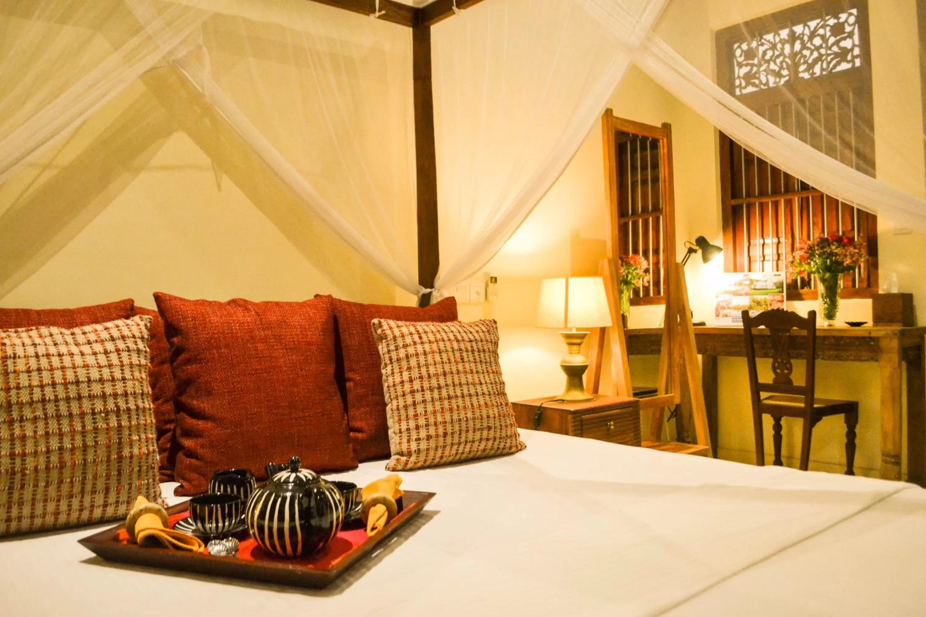 Bed in Urban Bliss Studio