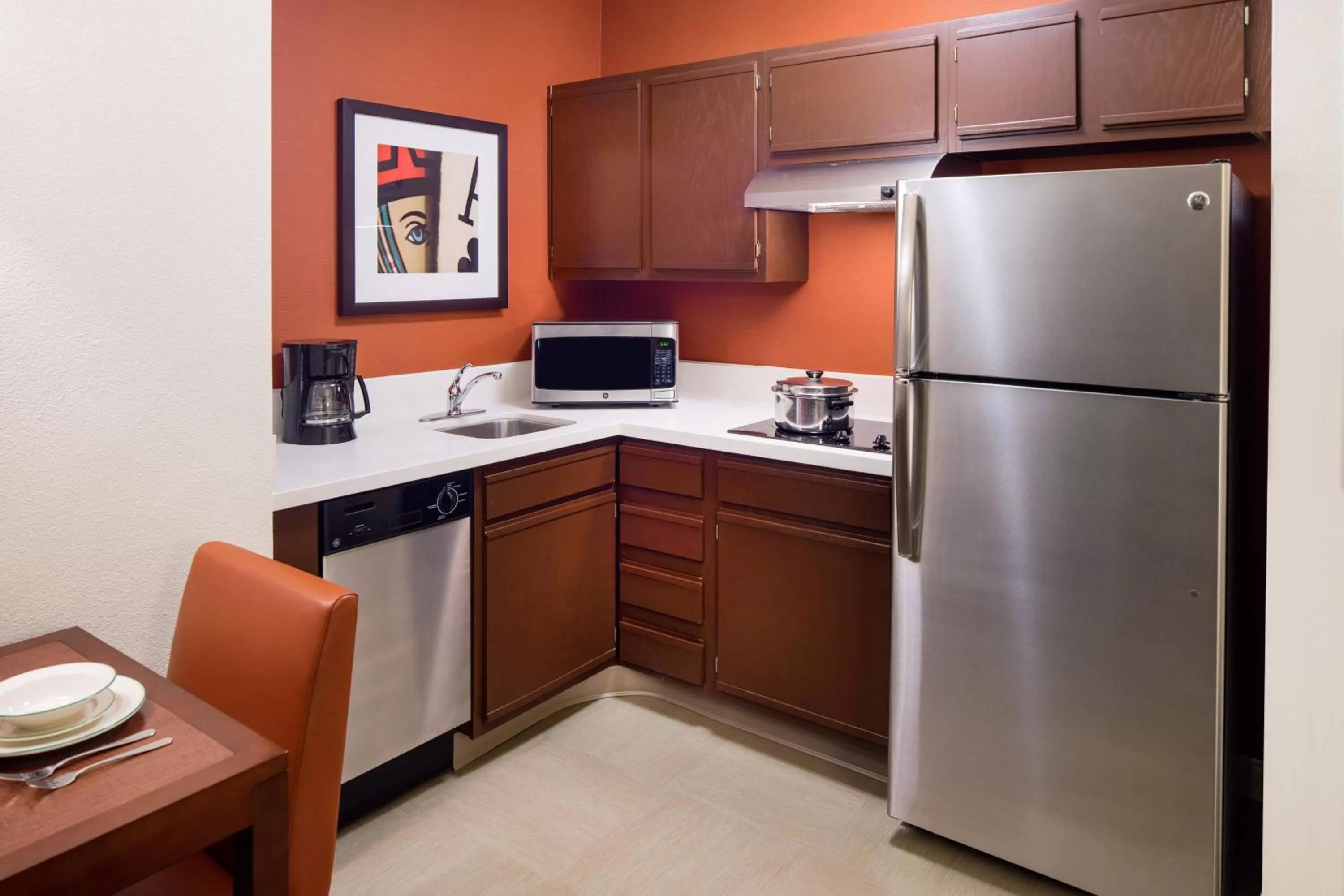 Kitchen or kitchenette in Residence Inn by Marriott Las Vegas Hughes Center