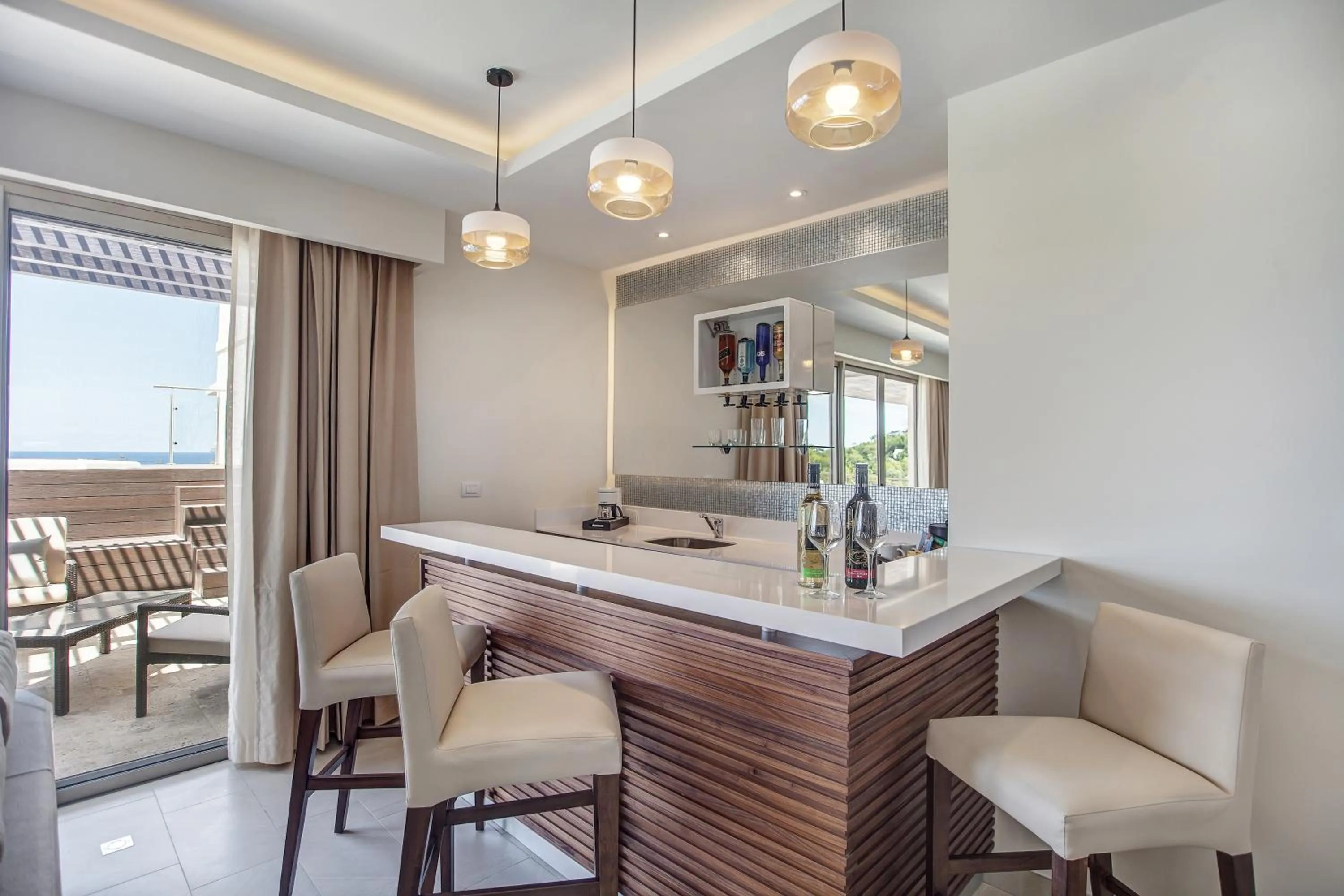 Living room in Royalton Saint Lucia, An Autograph Collection All-Inclusive Resort