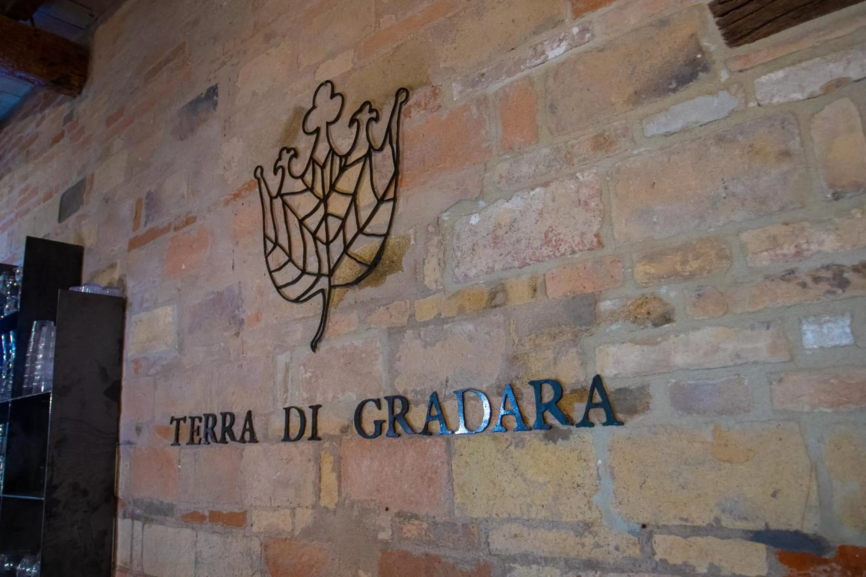 Logo/Certificate/Sign in Terra di Gradara