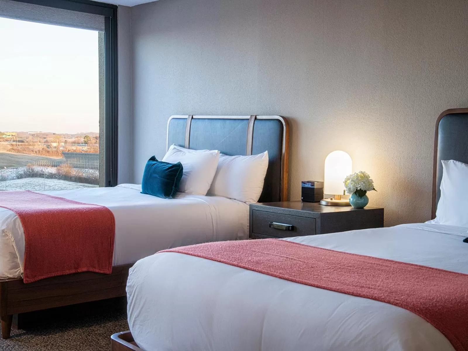 Deluxe Two Queen Room in Hotel Preston Nashville Airport