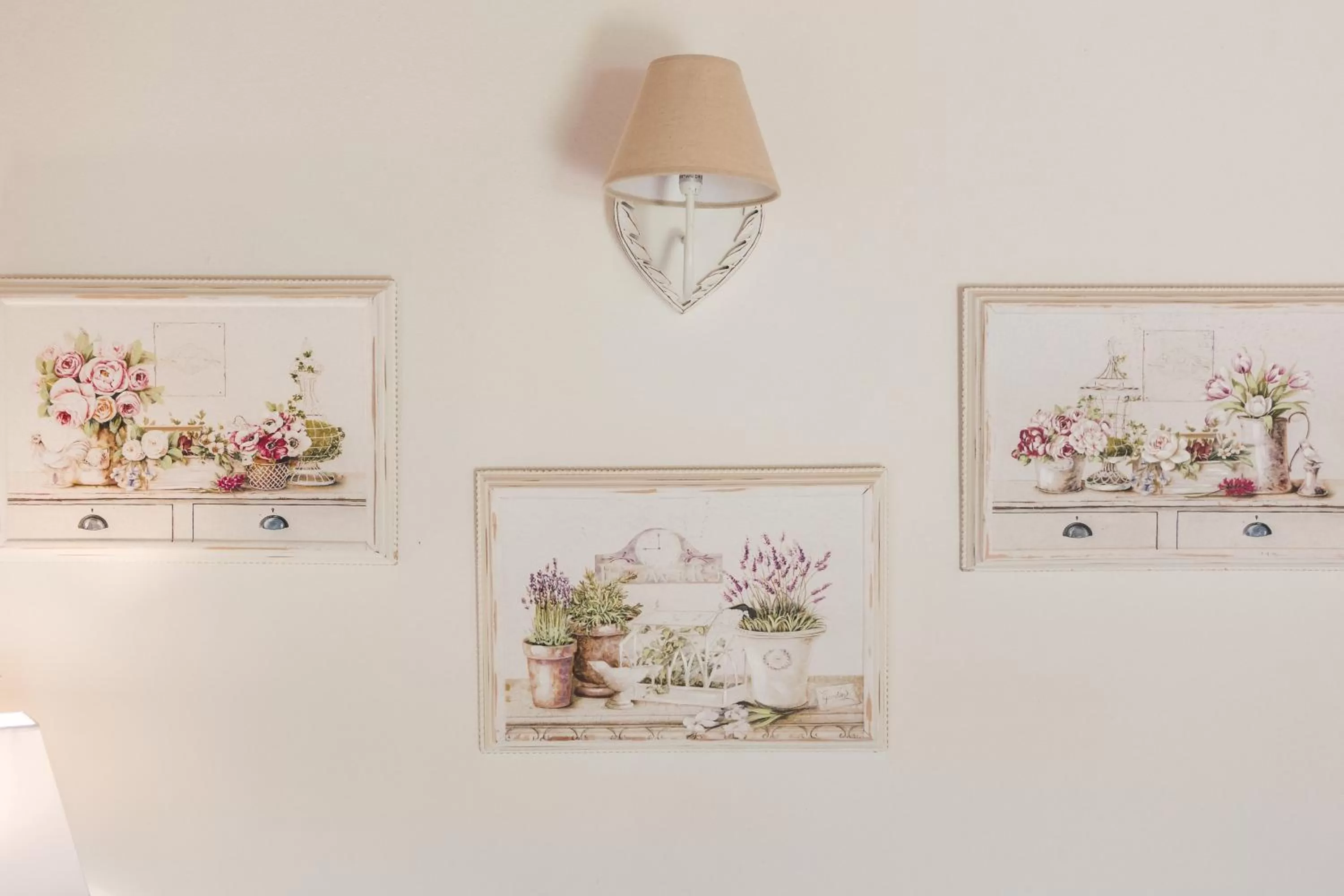 Decorative detail in B&B Podere Curtatone