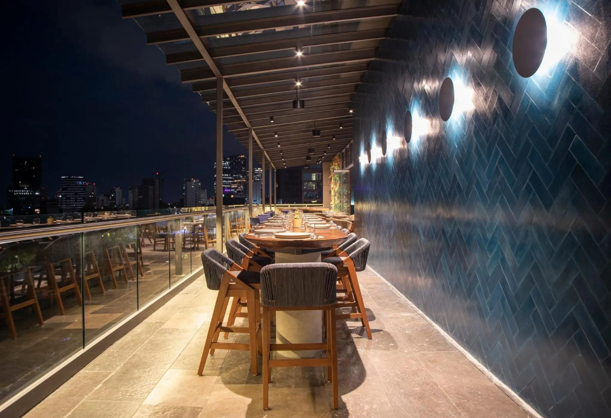 Restaurant/places to eat in voco Guadalajara Neruda by IHG