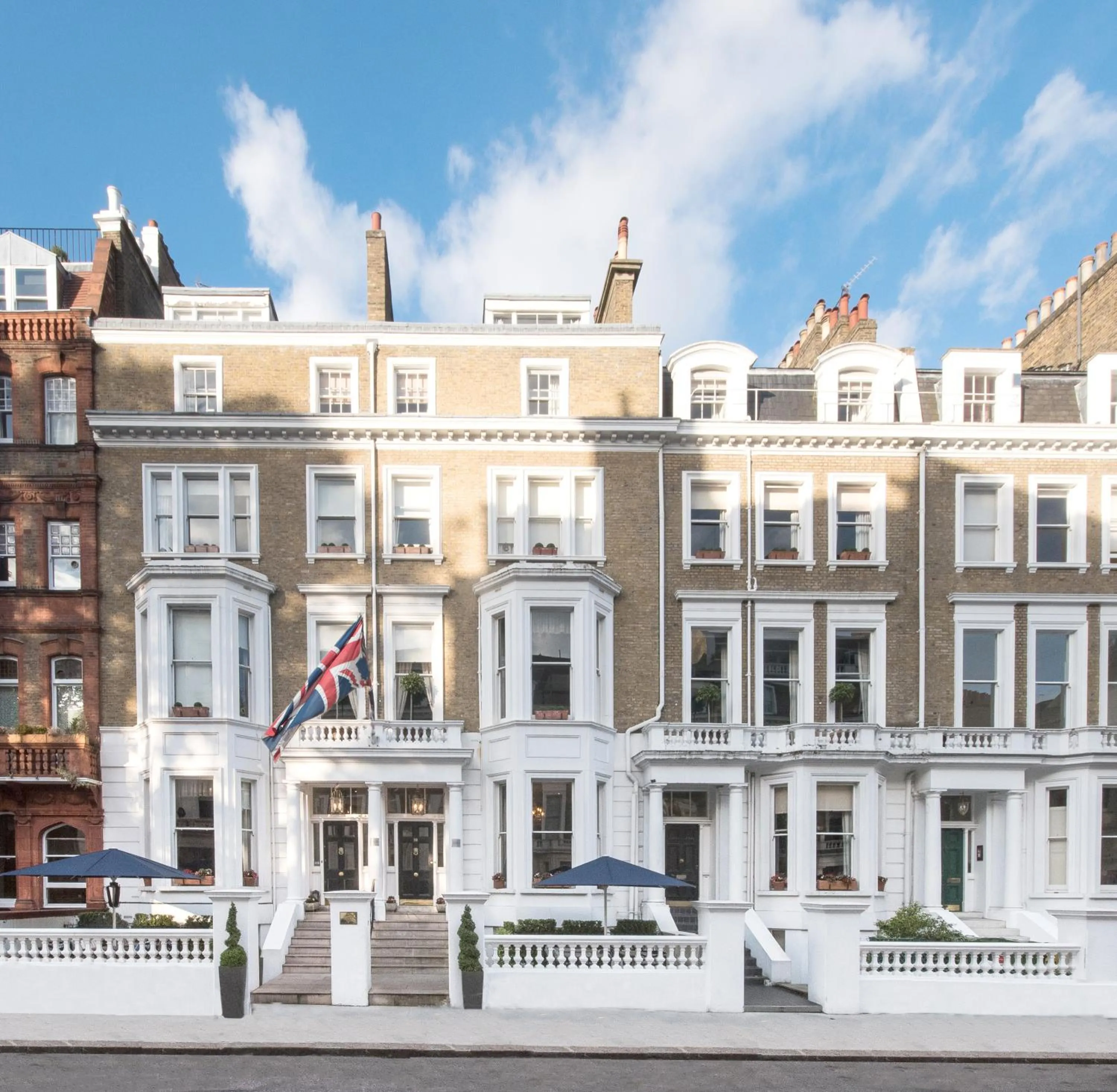 Facade/entrance in The Cranley Hotel