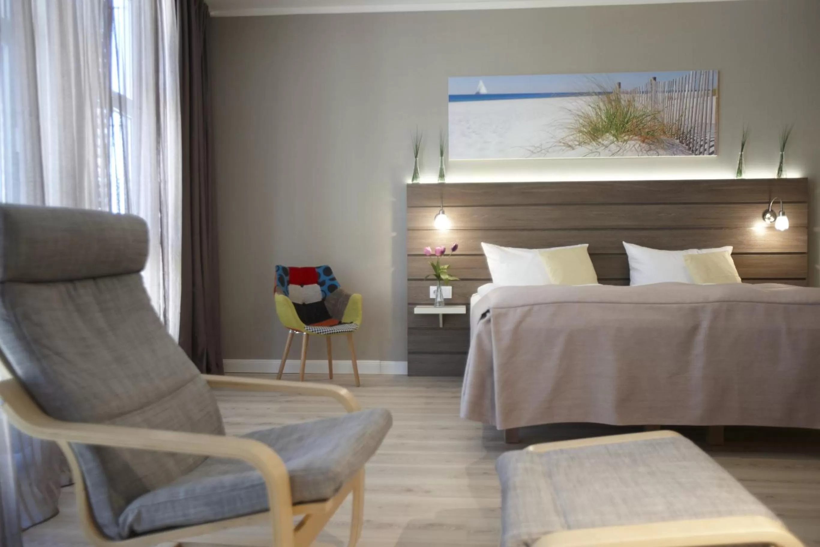 Photo of the whole room, Bed in Hotel Kiel by Golden Tulip