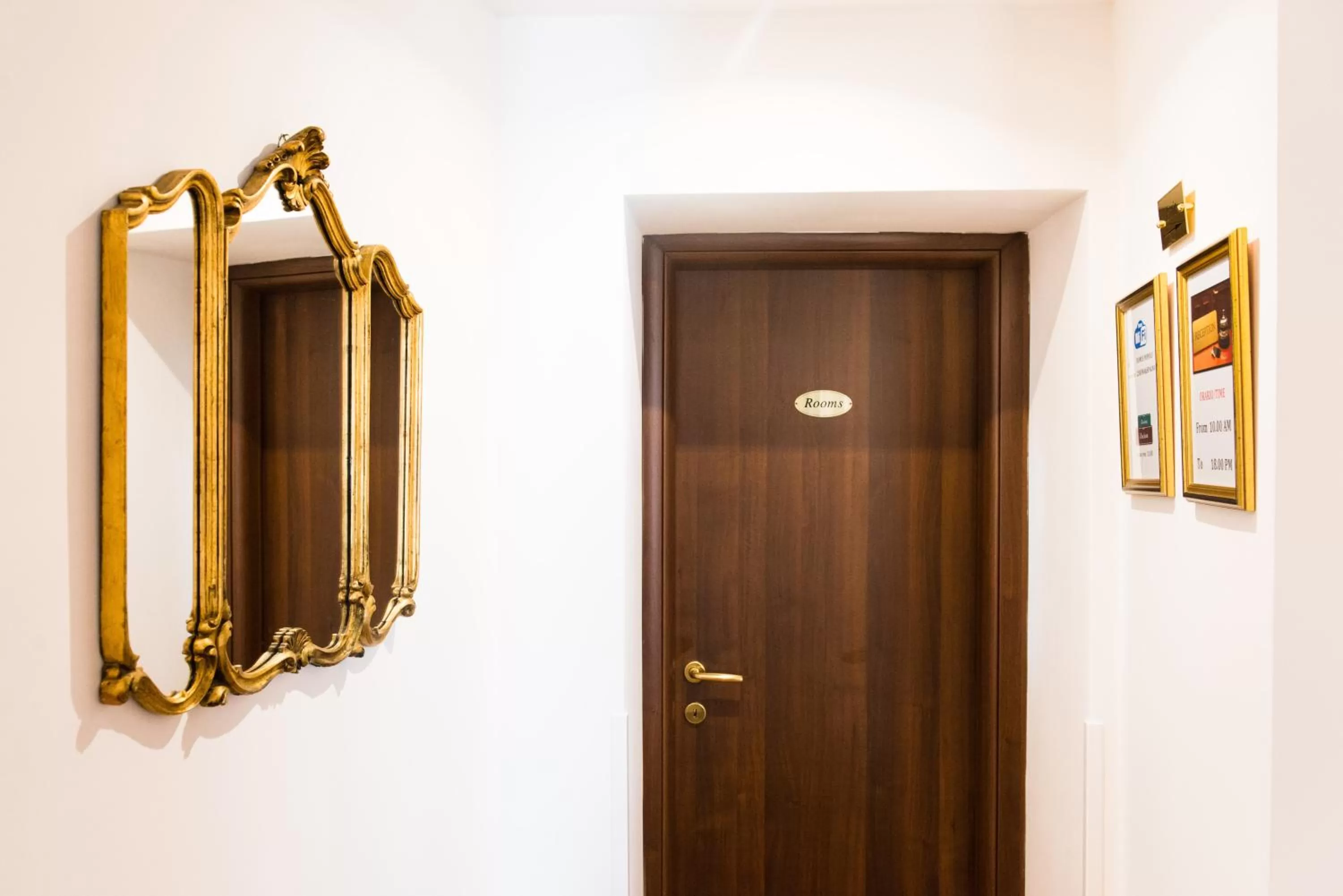 Other in Domus Popolo