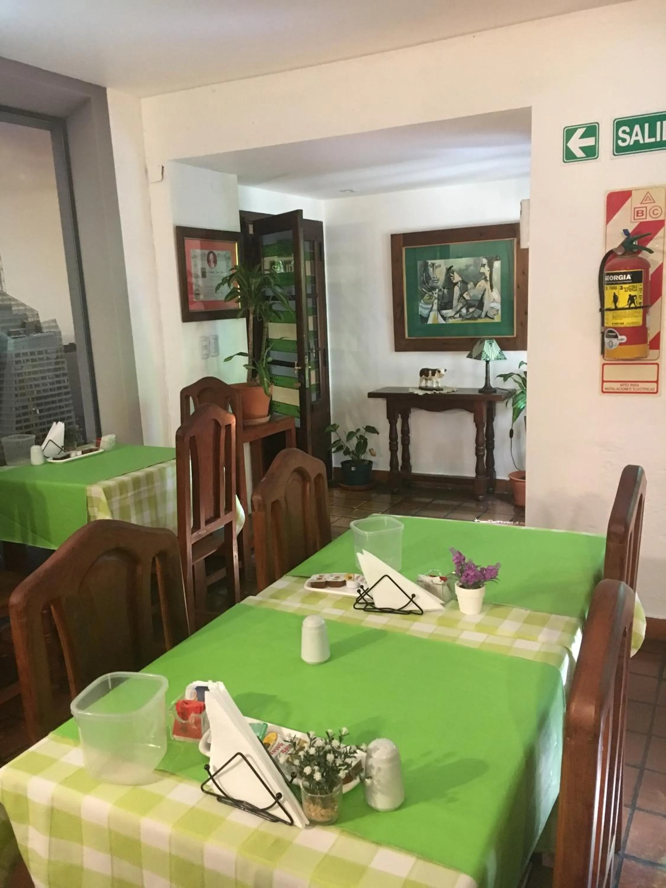 Dining area in Sissi Haz Hotel