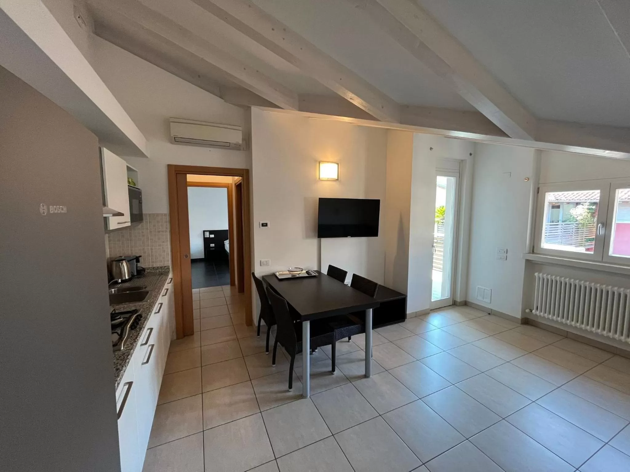 TV and multimedia in 4 Limoni Apartment Resort