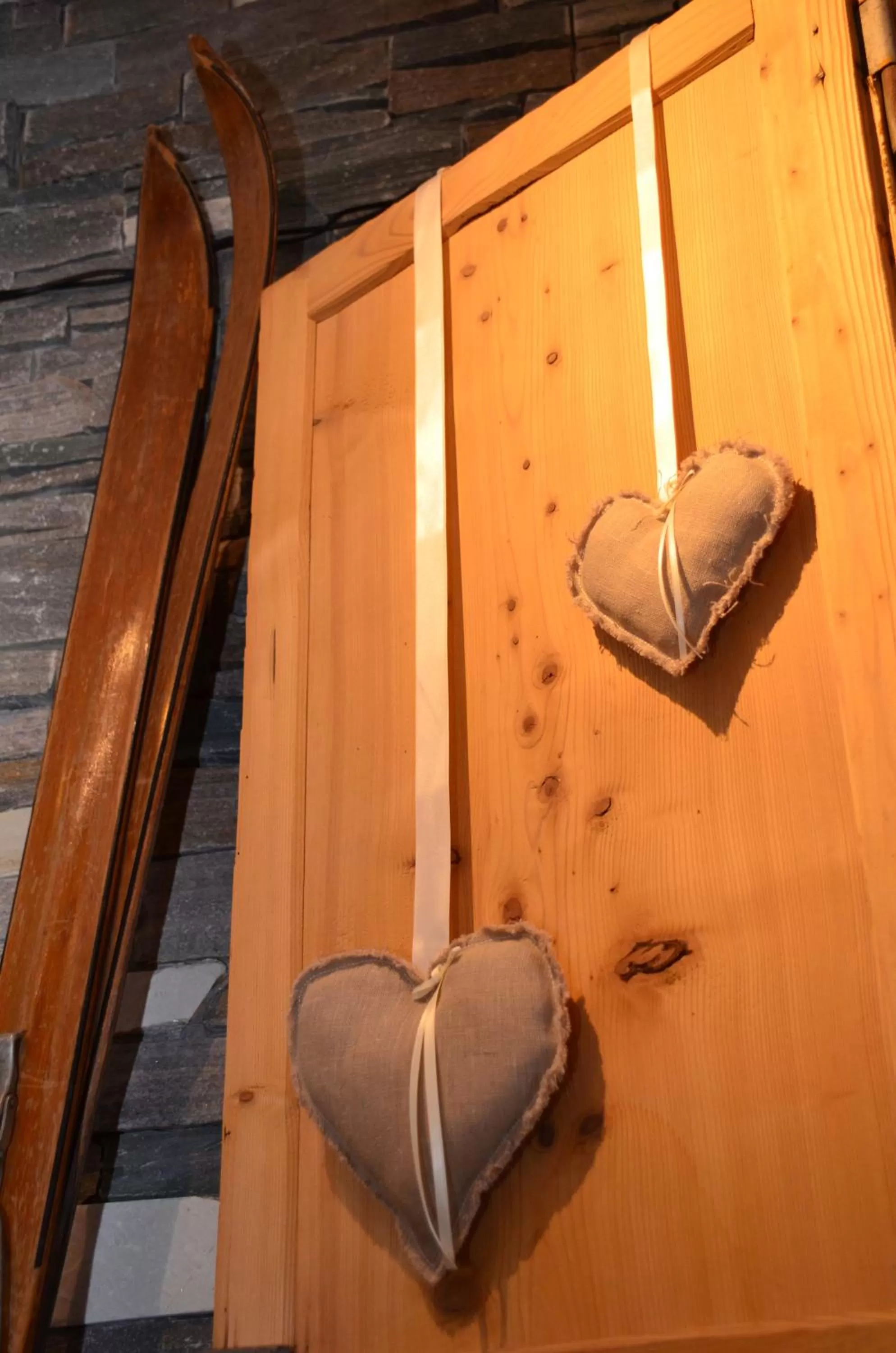 Decorative detail in Hotel Belmont