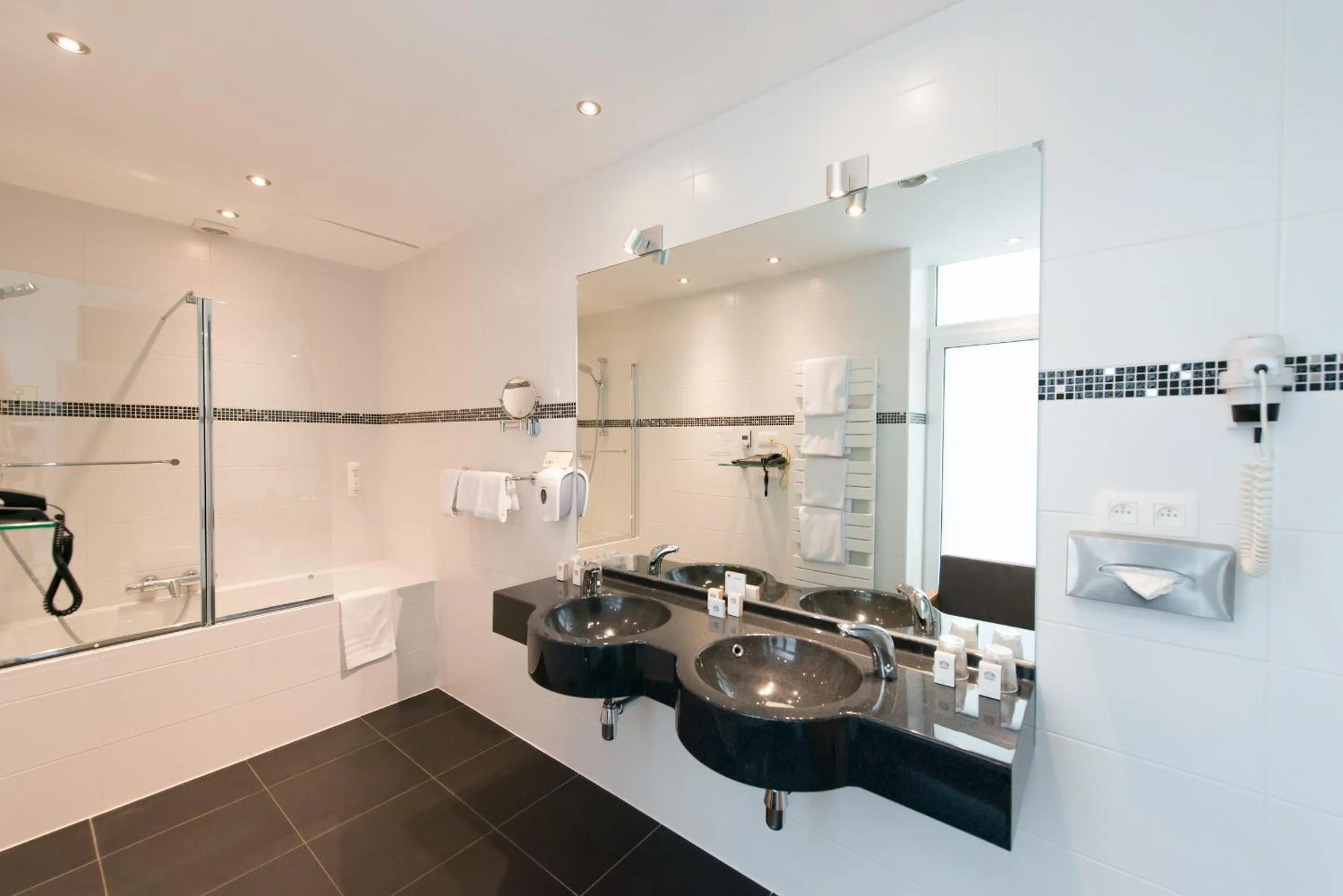 Bathroom in Univers Hotel Liege-Guillemins