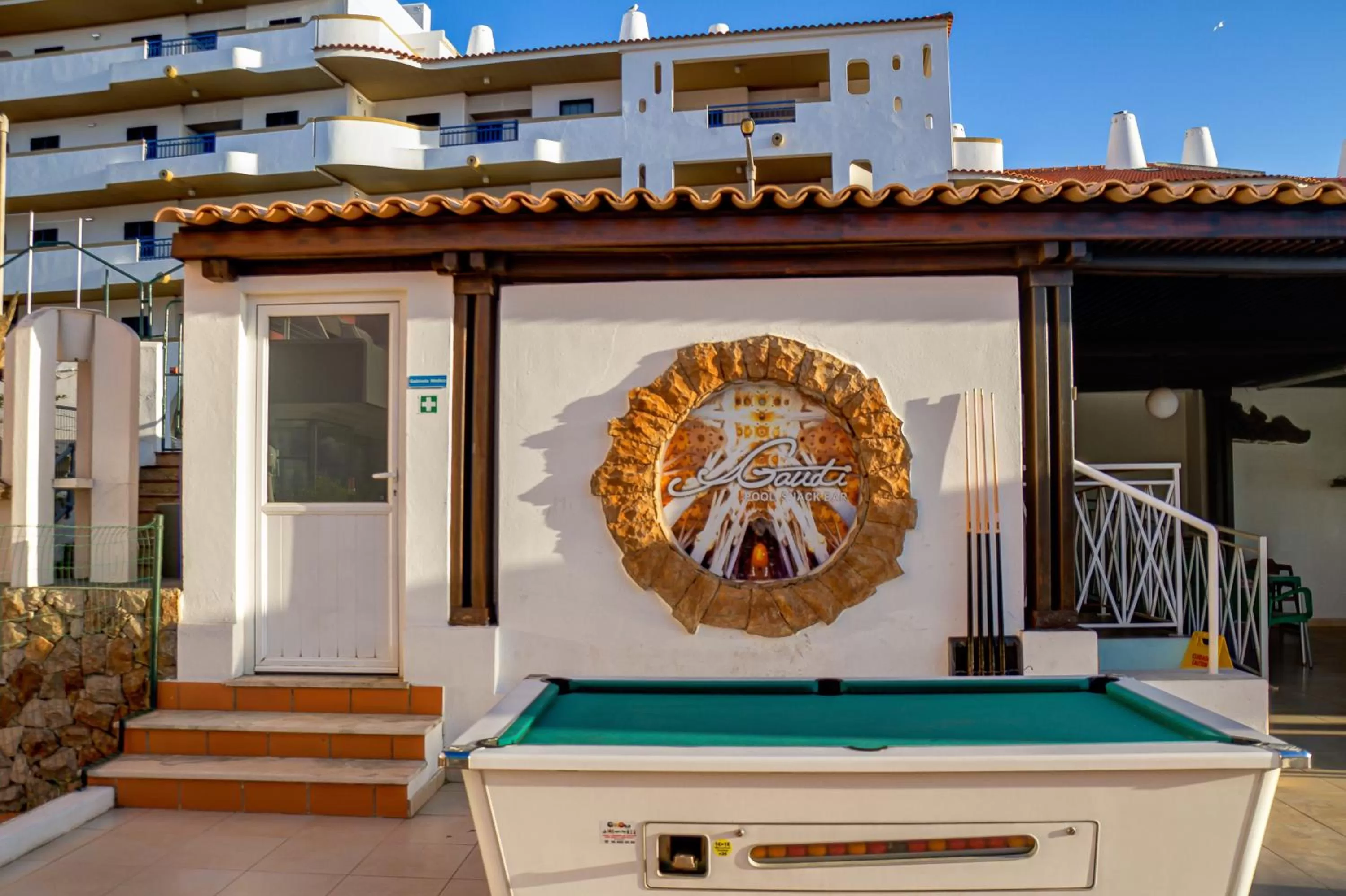 Billiard in Ourabay Hotel Apartamento - Art & Holidays