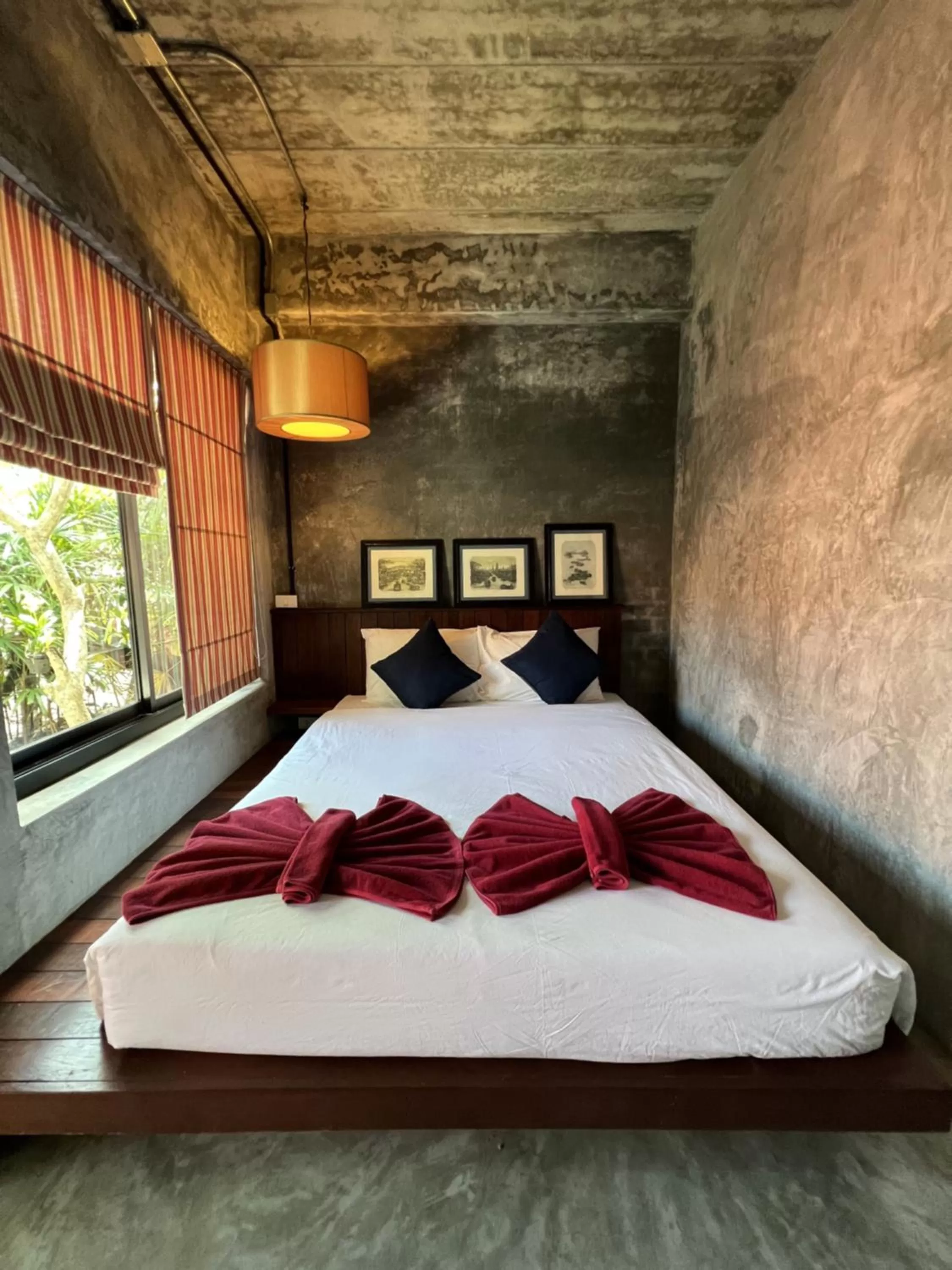 Bed in Aonang Third Place Hometel