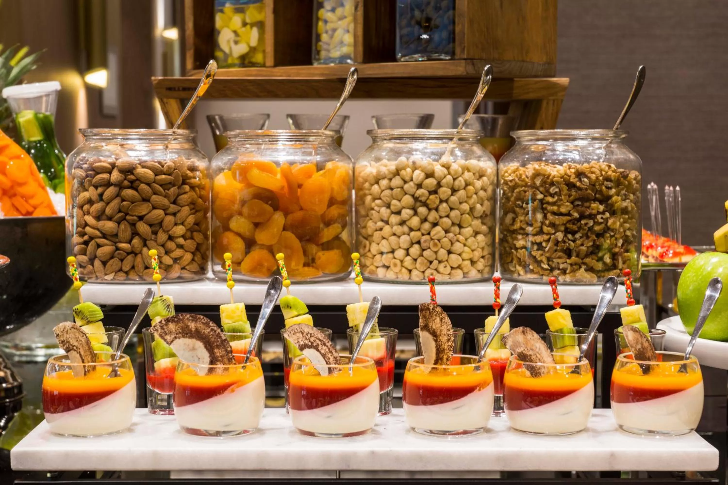 Food and drinks in Radisson Collection Hotel, Vadistanbul