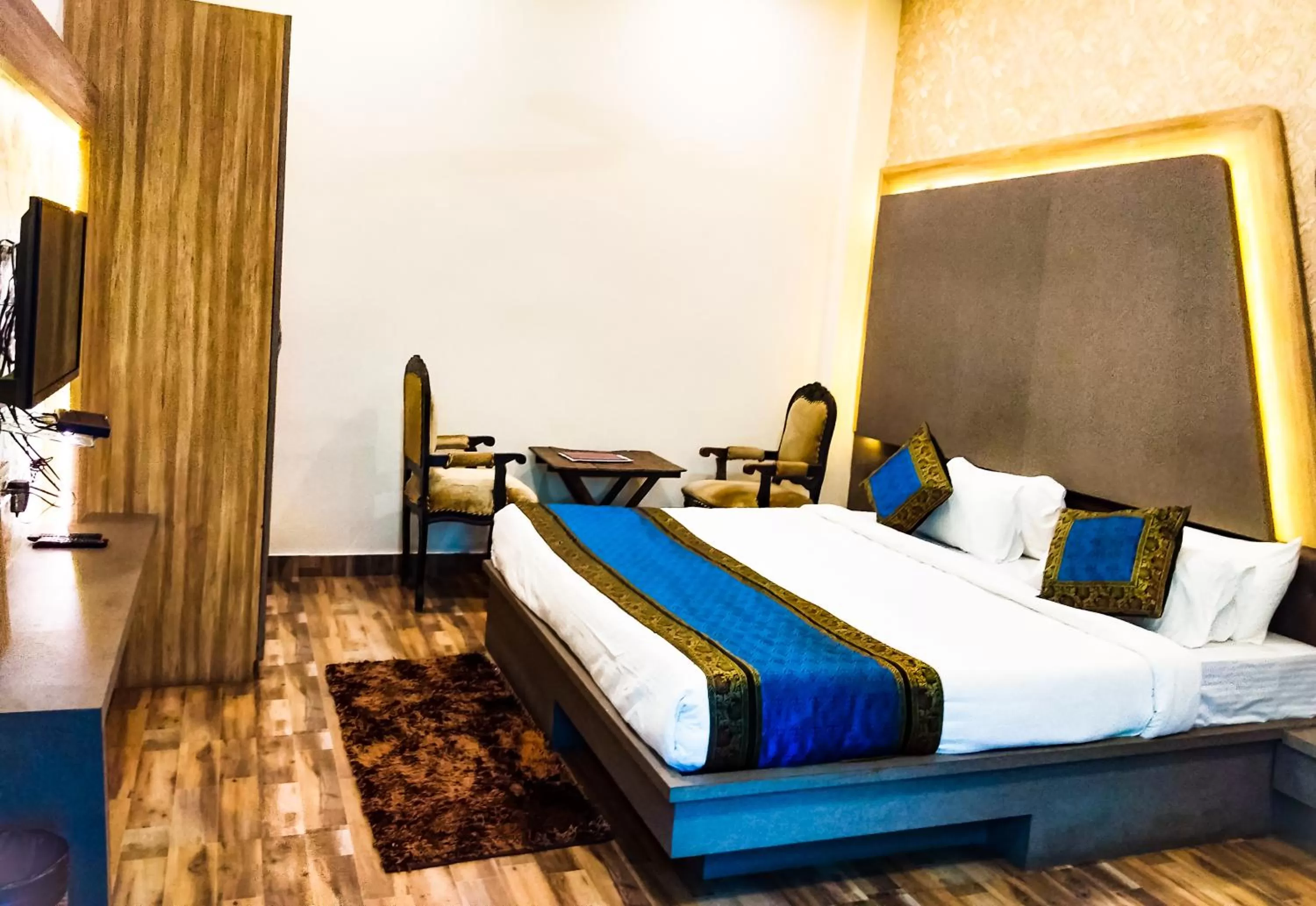 Bed in Dwivedi Hotels Sri Omkar Palace