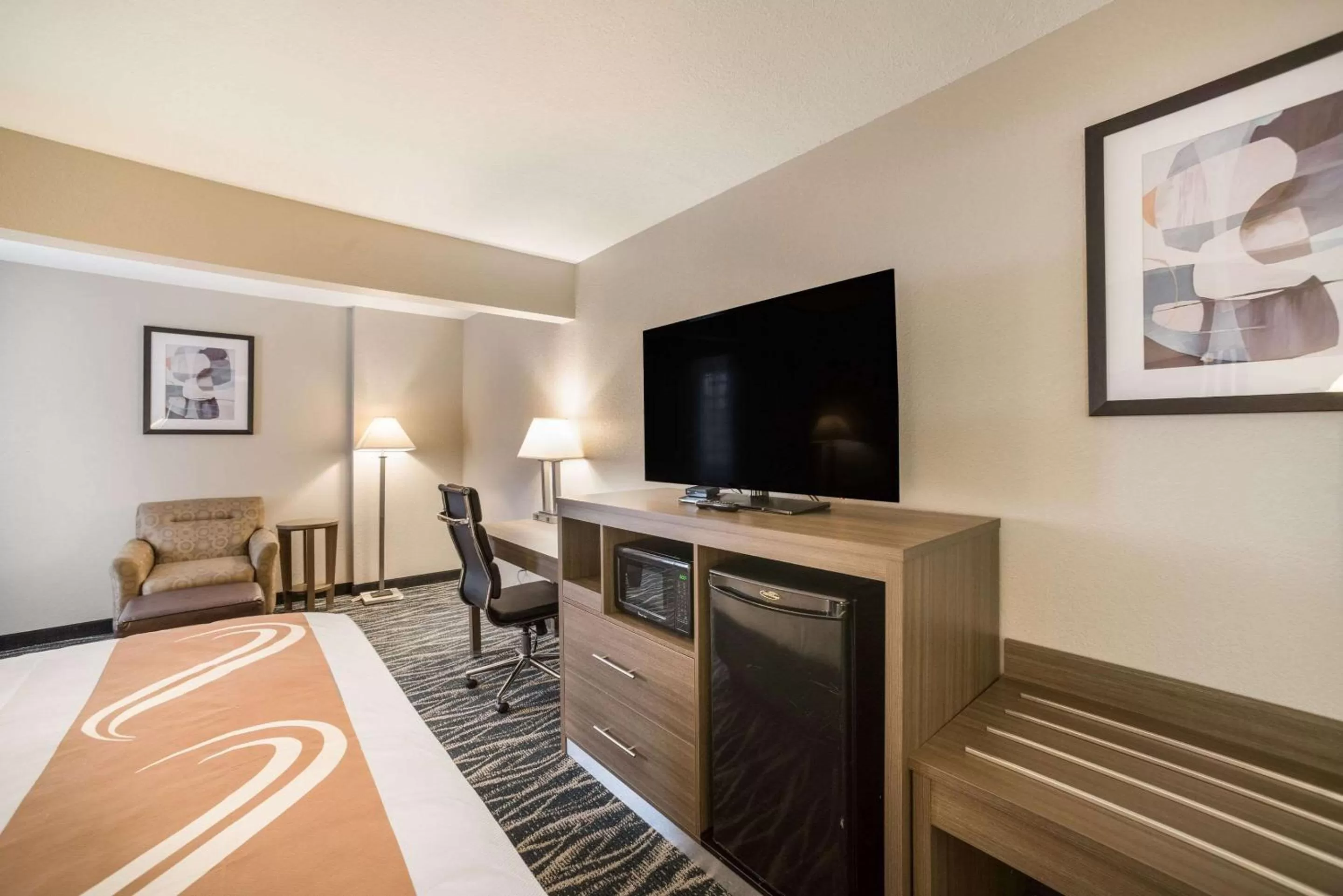 Photo of the whole room, Bed in Quality Inn Effingham North