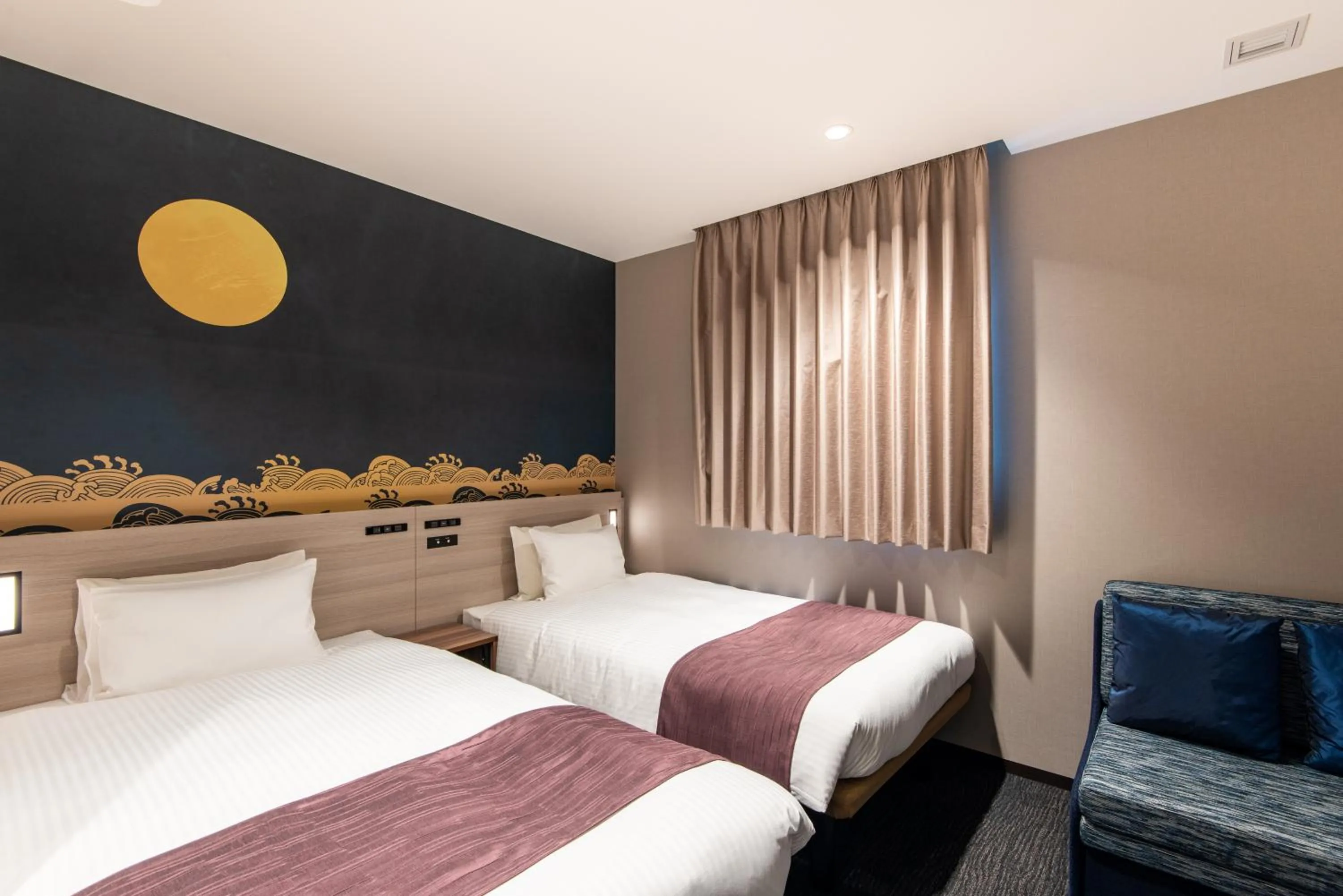 Bedroom, Bed in La'gent Hotel Shinjuku Kabukicho