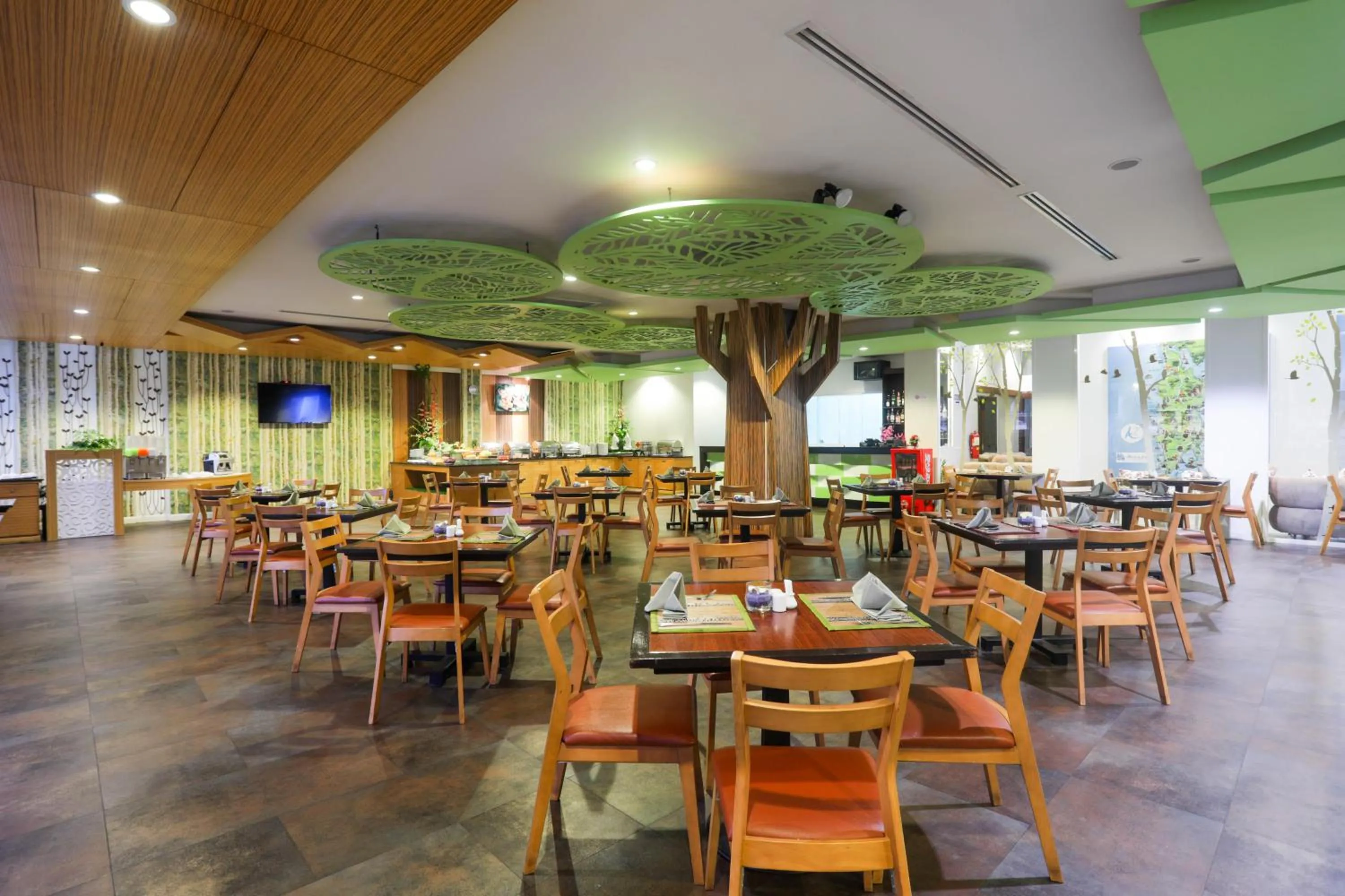 Restaurant/places to eat in A2 Pool Resort - SHA Plus