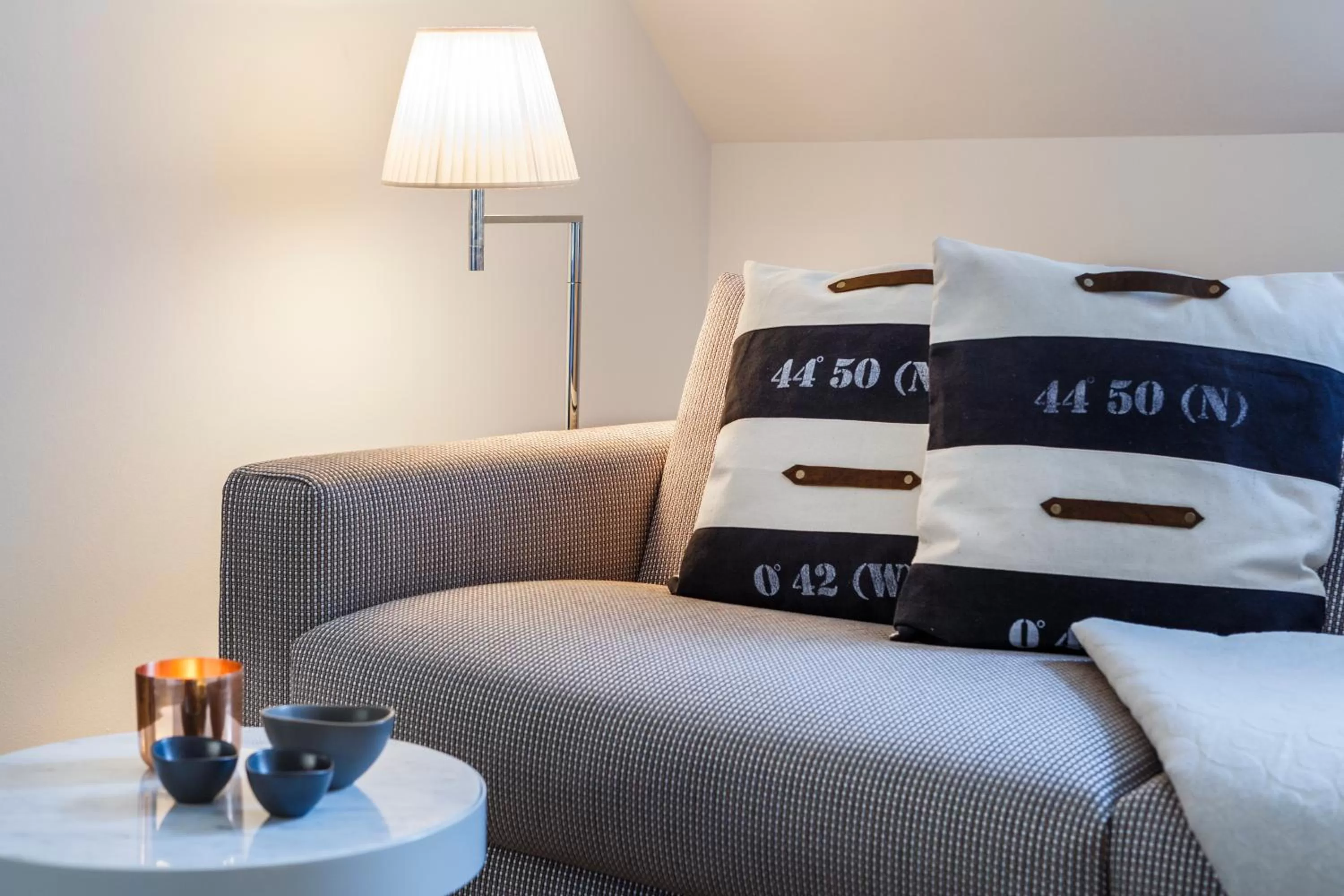 Living room, Bed in Hotel Seehof