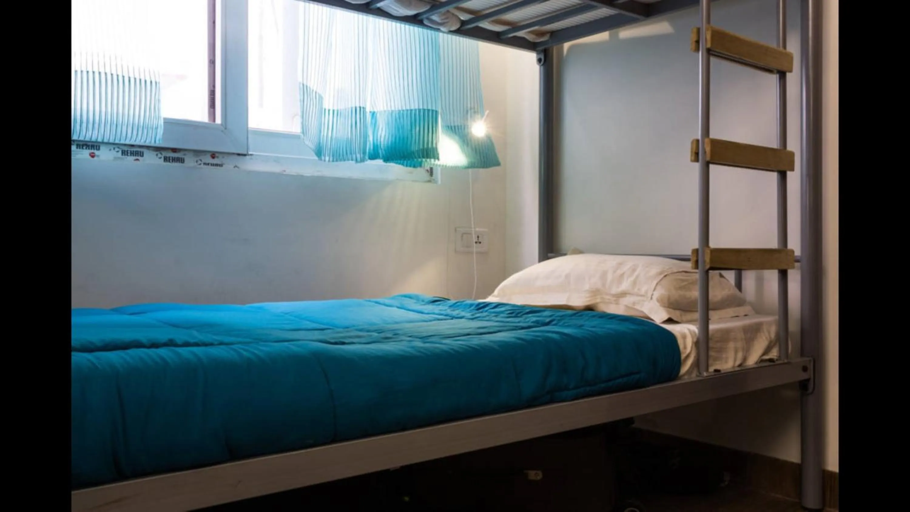 bunk bed, Bed in Joey's Hostel Delhi - 20 mins from Railway Station