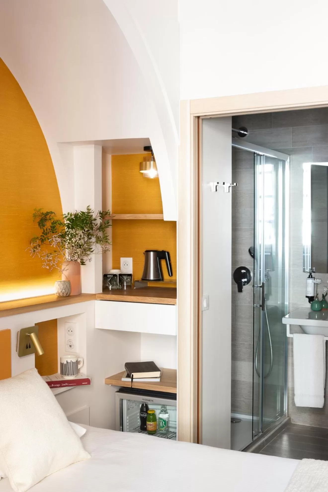 Bathroom in Best Western Hotel du Roy d'Aragon