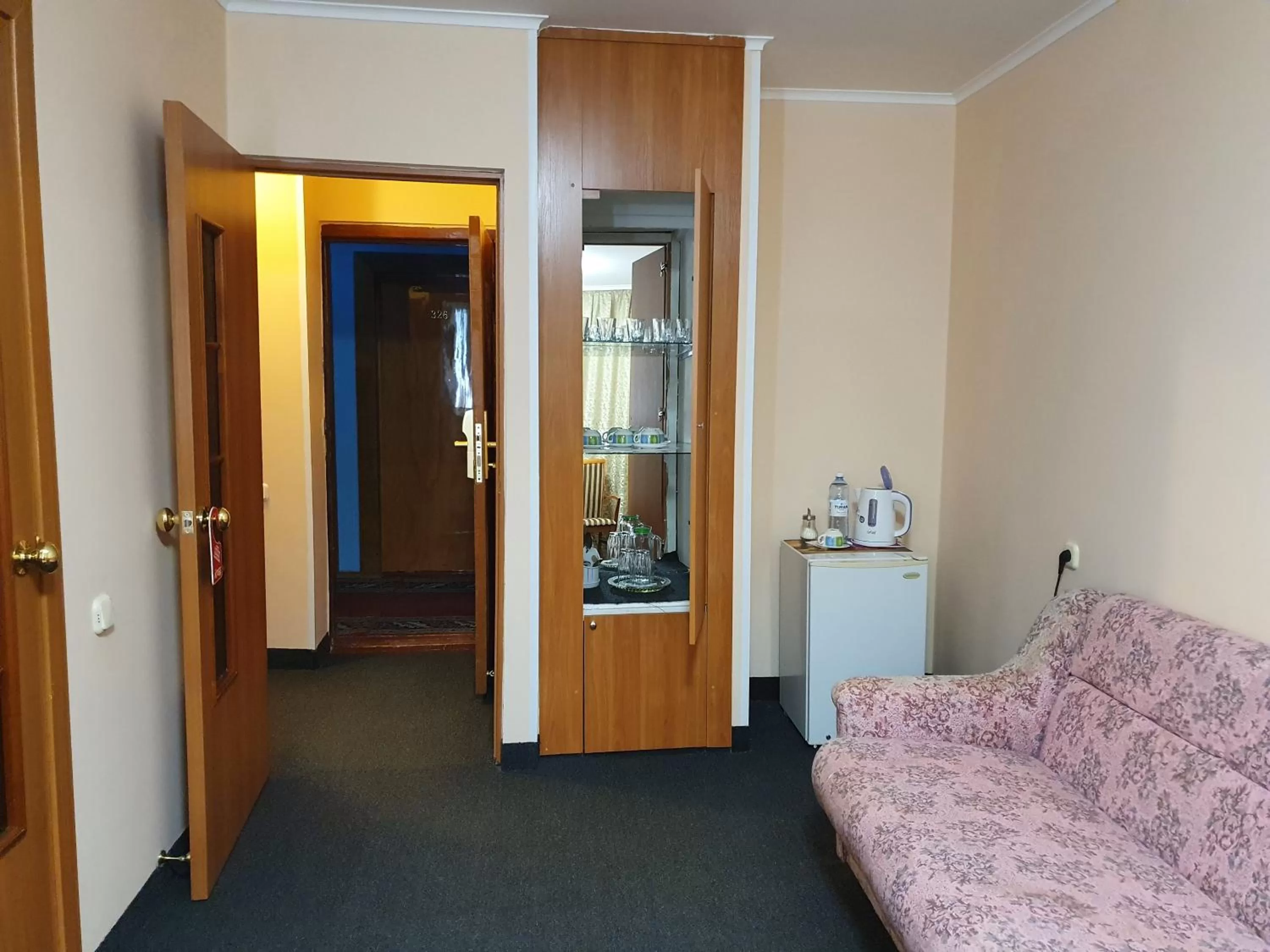 Living room in Aktobe Hotel