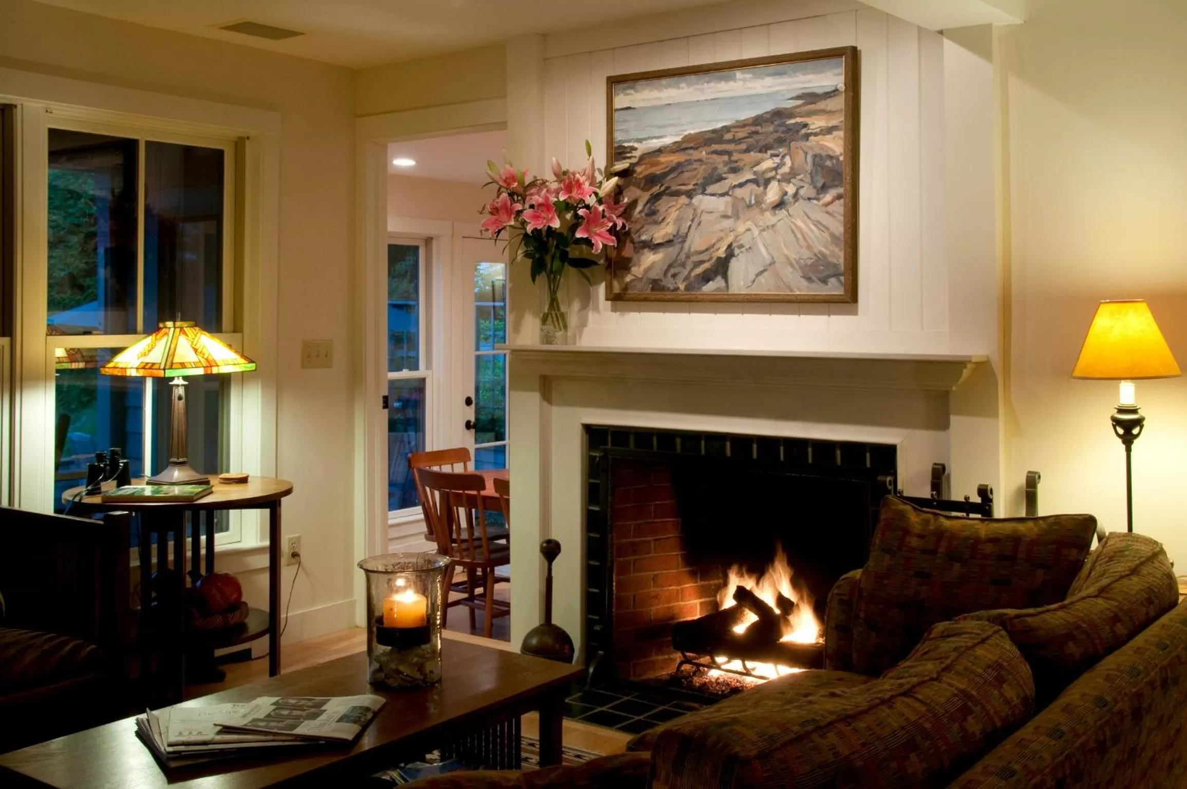 Communal lounge/ TV room, Seating Area in Coveside Bed & Breakfast