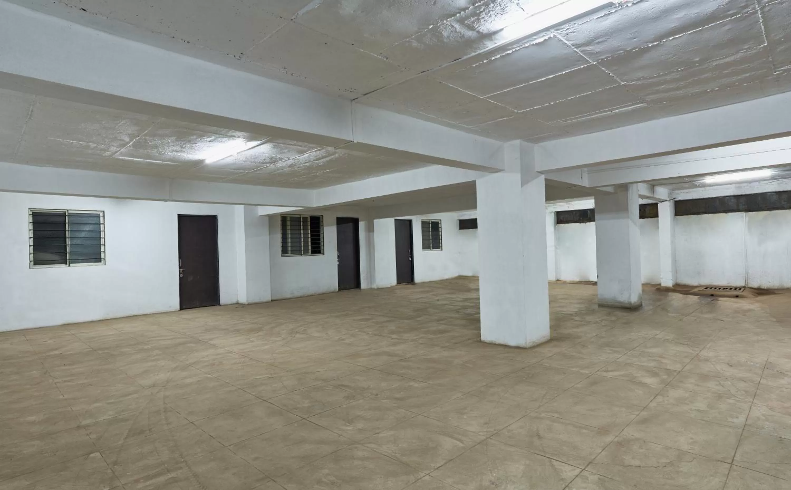 Parking, Banquet Facilities in Hotel Fortune Inn