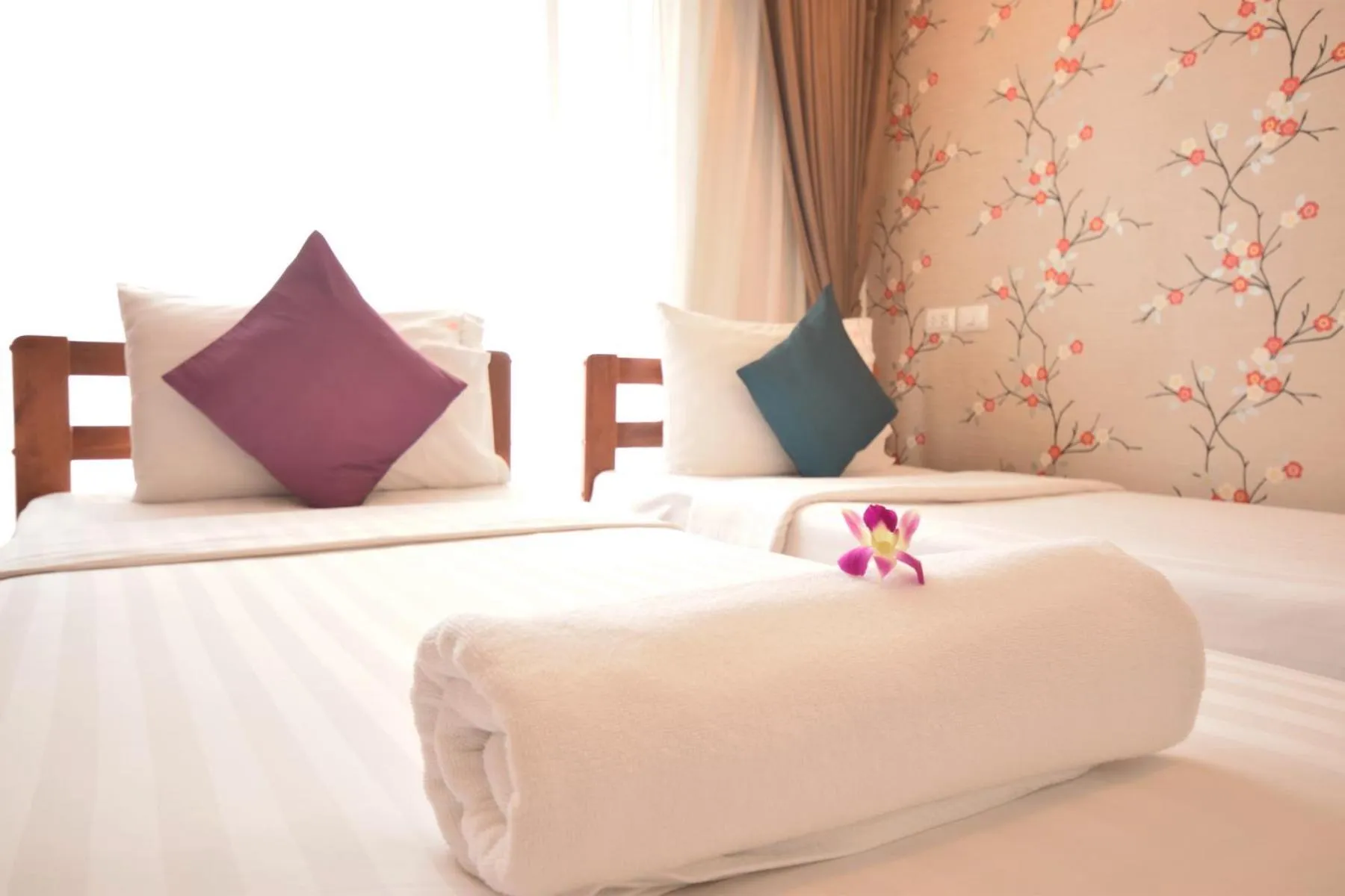 Bed in Blissotel Ratchada