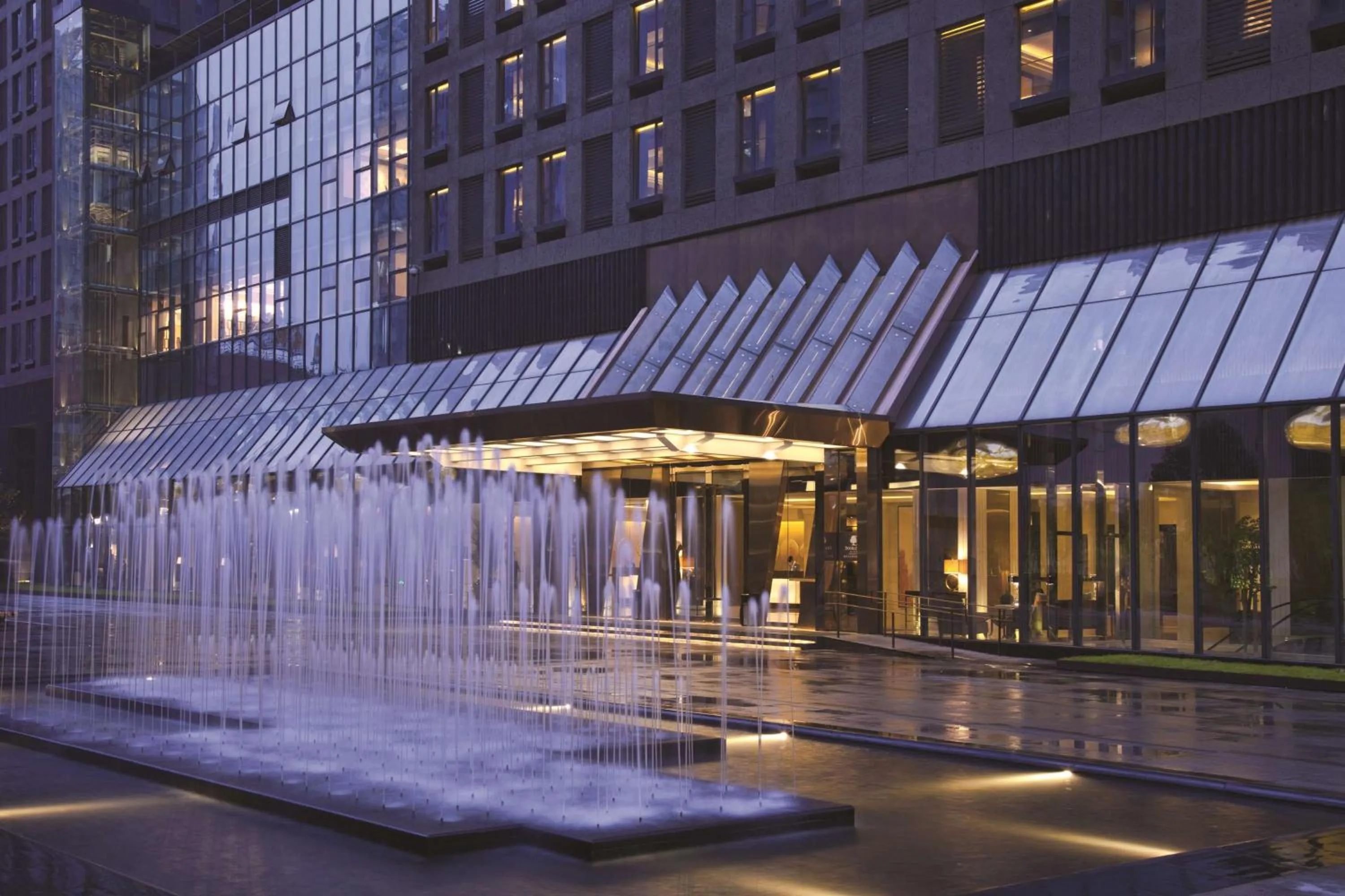 DoubleTree by Hilton Chongqing - Guanyinqiao railway station