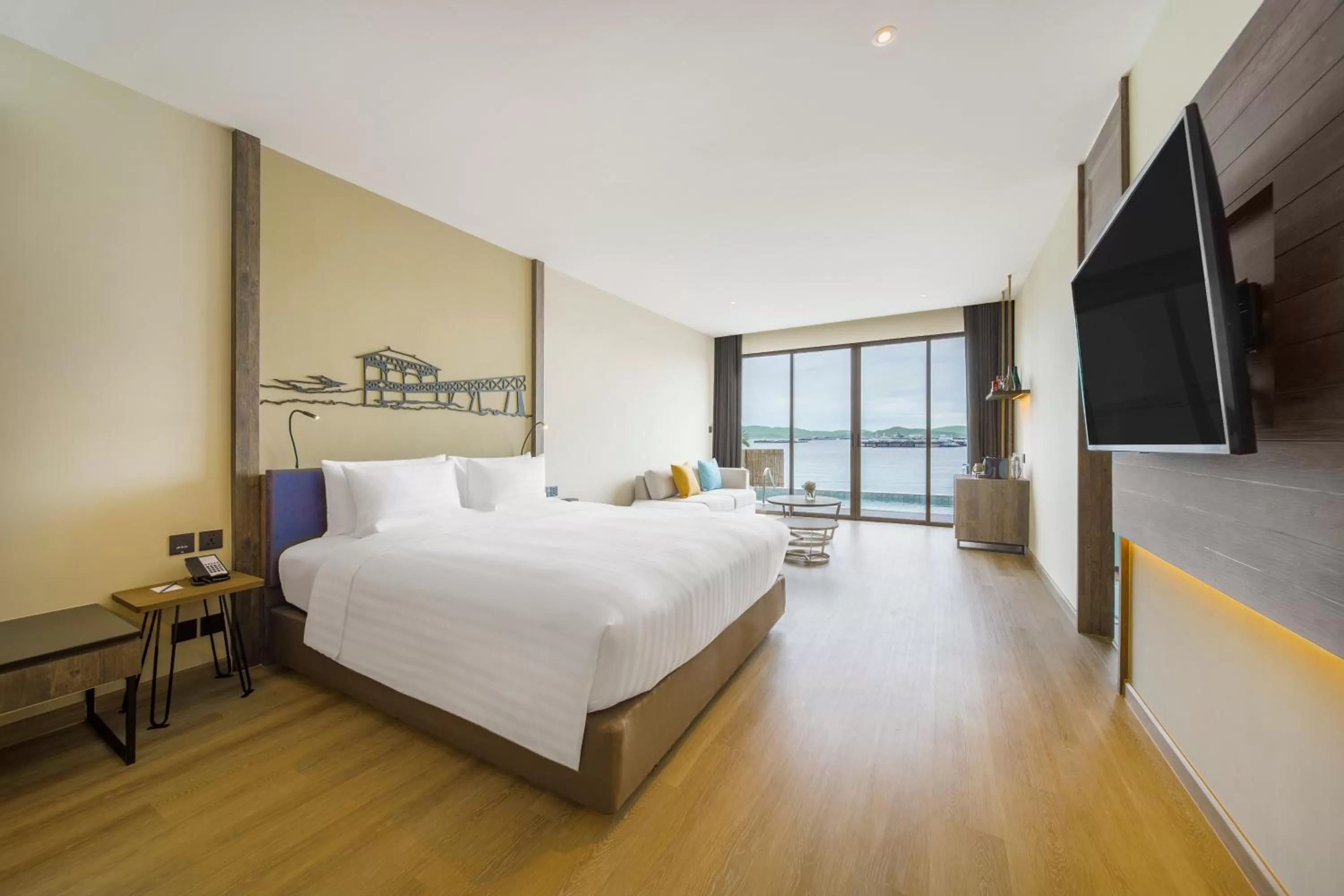 Koh Si Chang Marina One Bedroom Pool Villa in Novotel Marina Sriracha