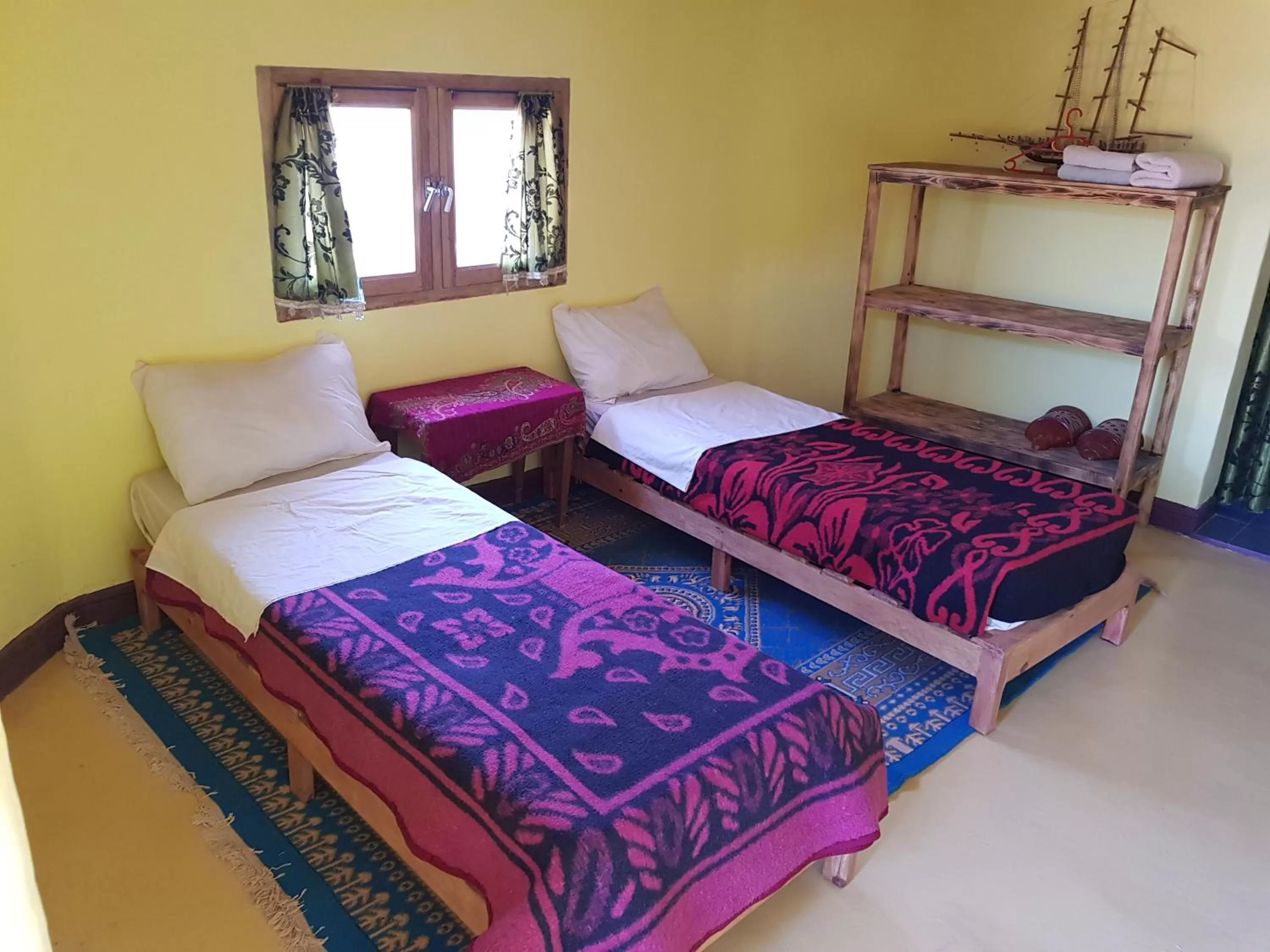 Bed in ecolodge bivouac des aigles